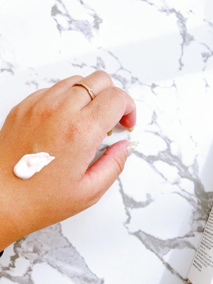 センシティブピュア&ピュアスキンティント/SAM'U/化粧下地を使ったクチコミ(3枚目)