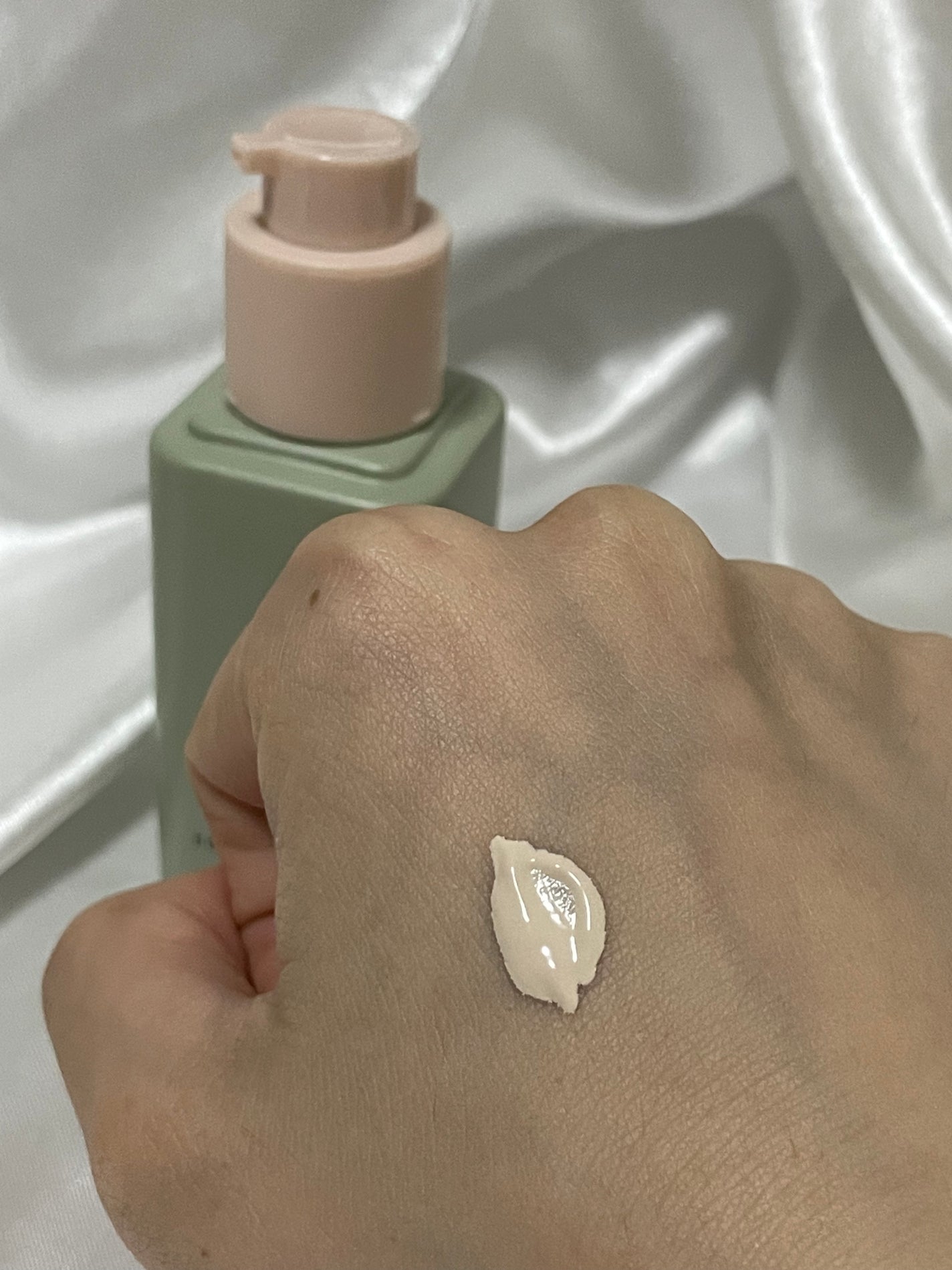 ジヴェルニー 密着カバーファンデーション/GIVERNY/リキッドファンデーションを使ったクチコミ(3枚目)