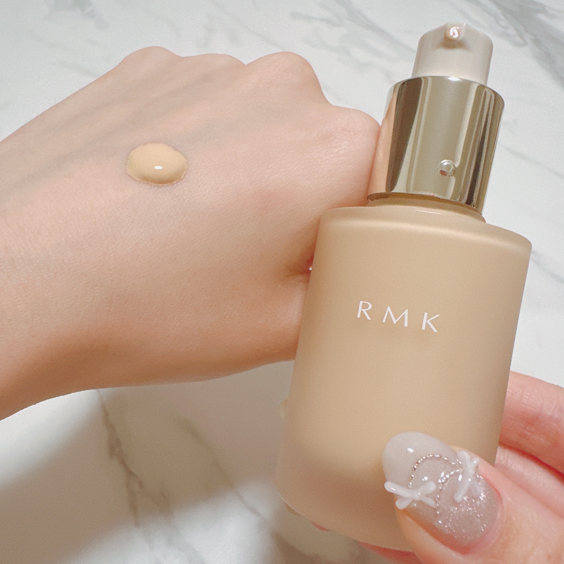RMK リクイドファンデーション フローレスカバレッジ プラス/RMK/リキッドファンデーションを使ったクチコミ（2枚目）