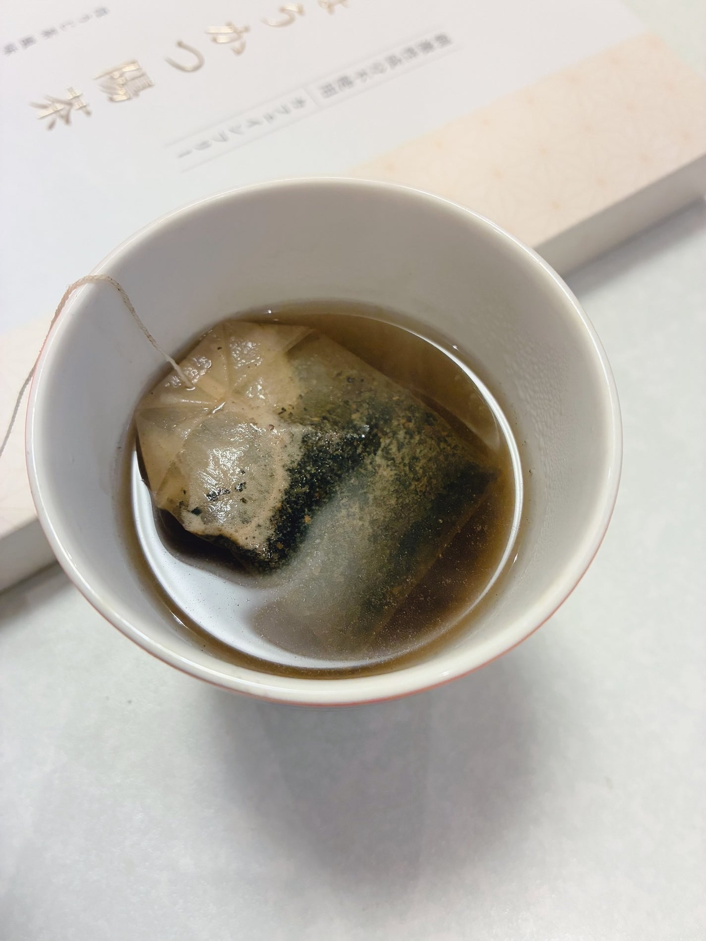 ð¥ð¢ð¬ð.ðððð çŸå®¹ã©ã€ã¿ãŒ on LIPS ãåºæ¿æåäžäœ¿çšã»ã«ãã§ã€ã³ããªãŒã®ã¡ãããã€éœè¶ãè
¹ã®ã¹ãããª..ãïŒ3æç®ïŒ