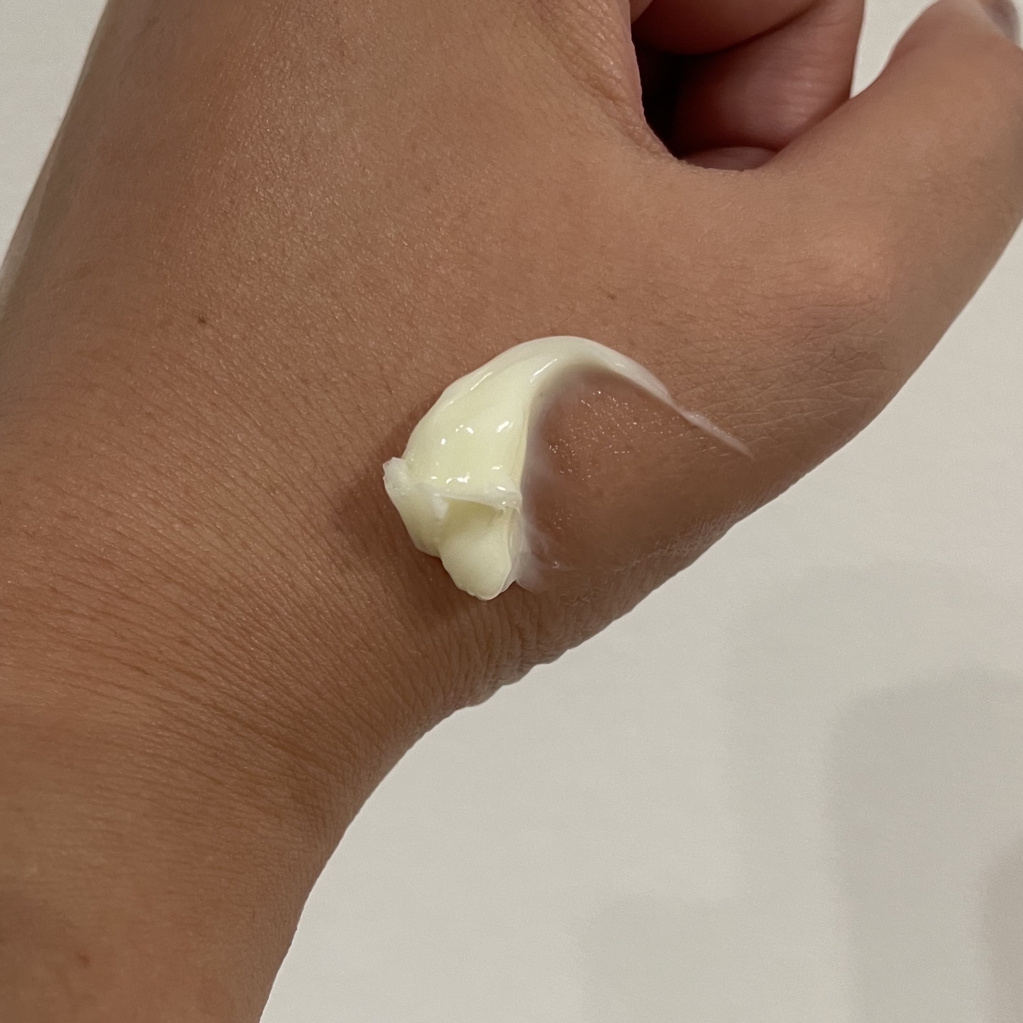 コラーゲンバウンスアップバリアクリーム/SNP/フェイスクリームを使ったクチコミ（2枚目）