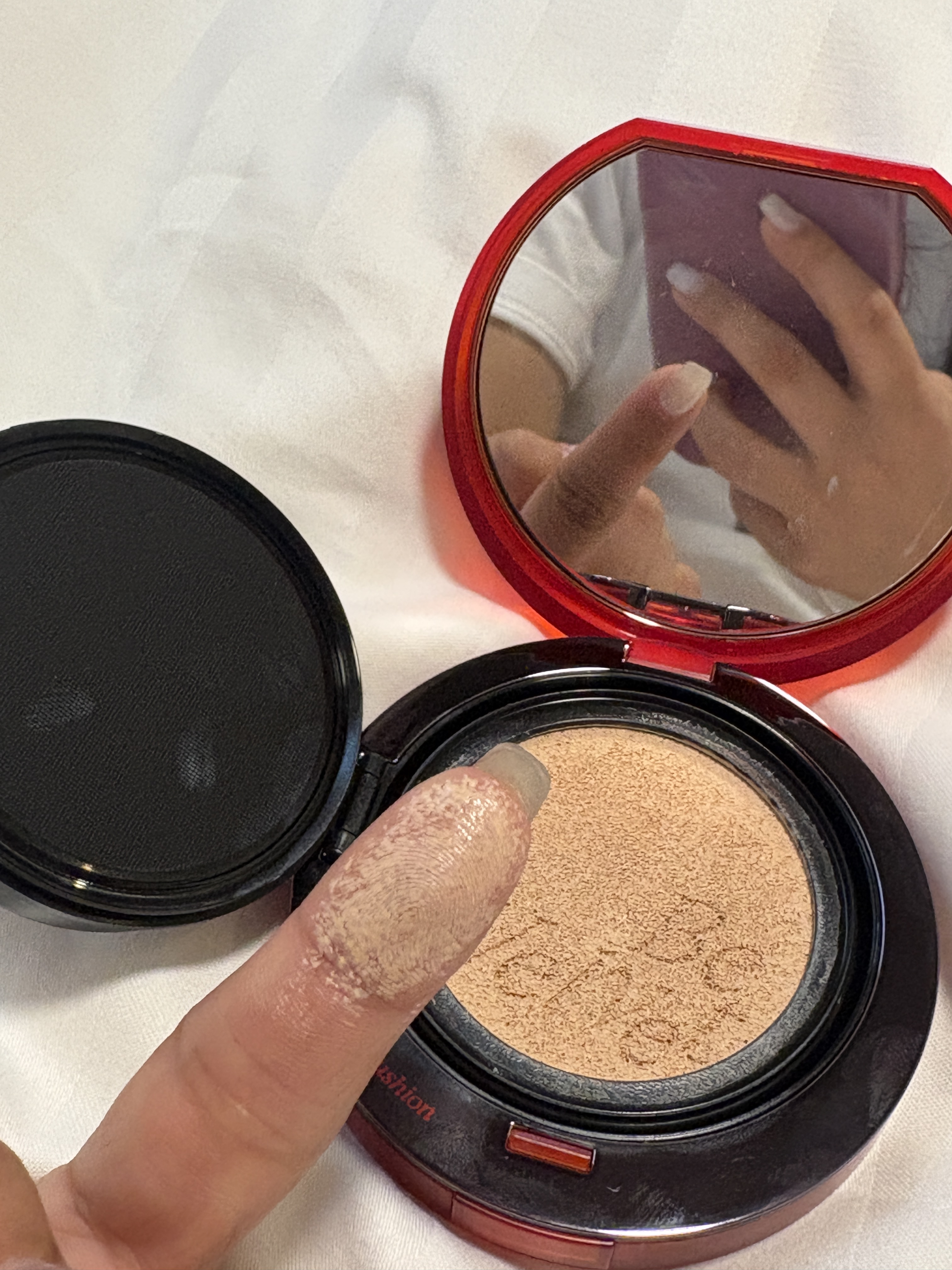 ビーベルベットカバークッション/espoir/クッションファンデーションを使ったクチコミ（3枚目）