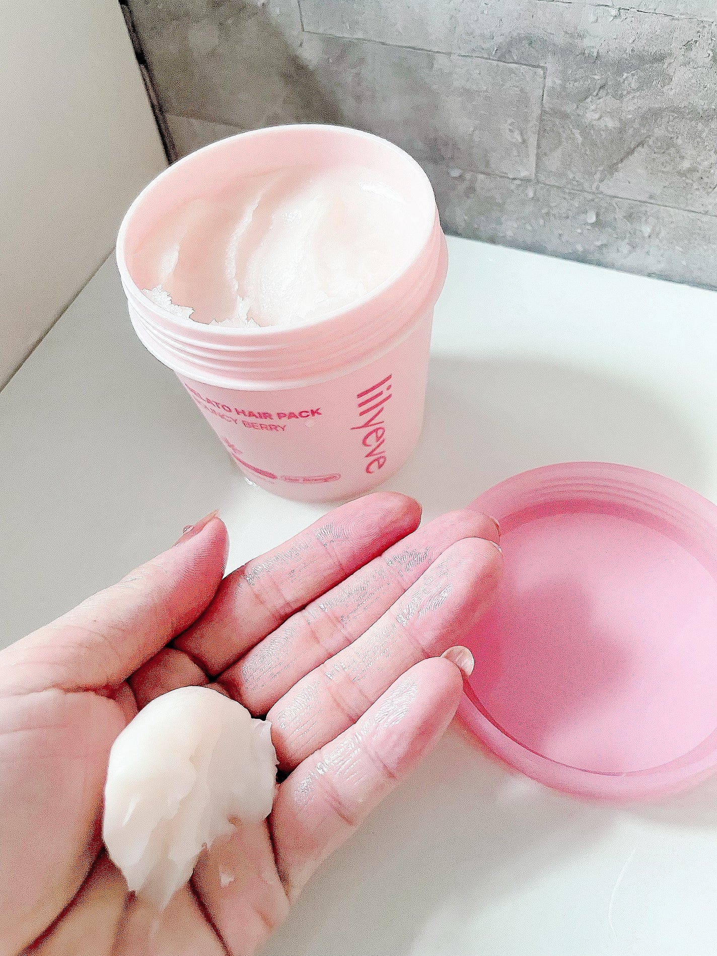 リペアターンジェラートヘアパック バウンシーベリー/リリーイブ/洗い流すヘアトリートメントを使ったクチコミ(3枚目)