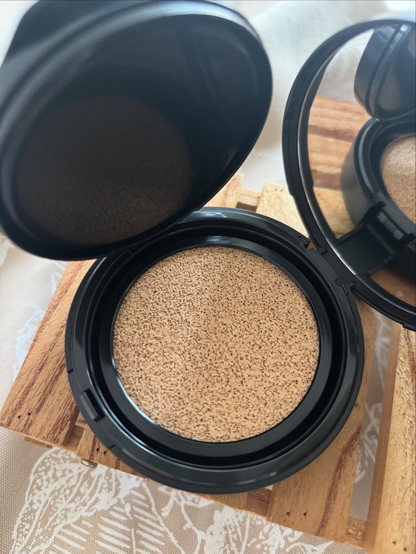 ベルベットジュエルクッション/BIVABOO/クッションファンデーションを使ったクチコミ（2枚目）