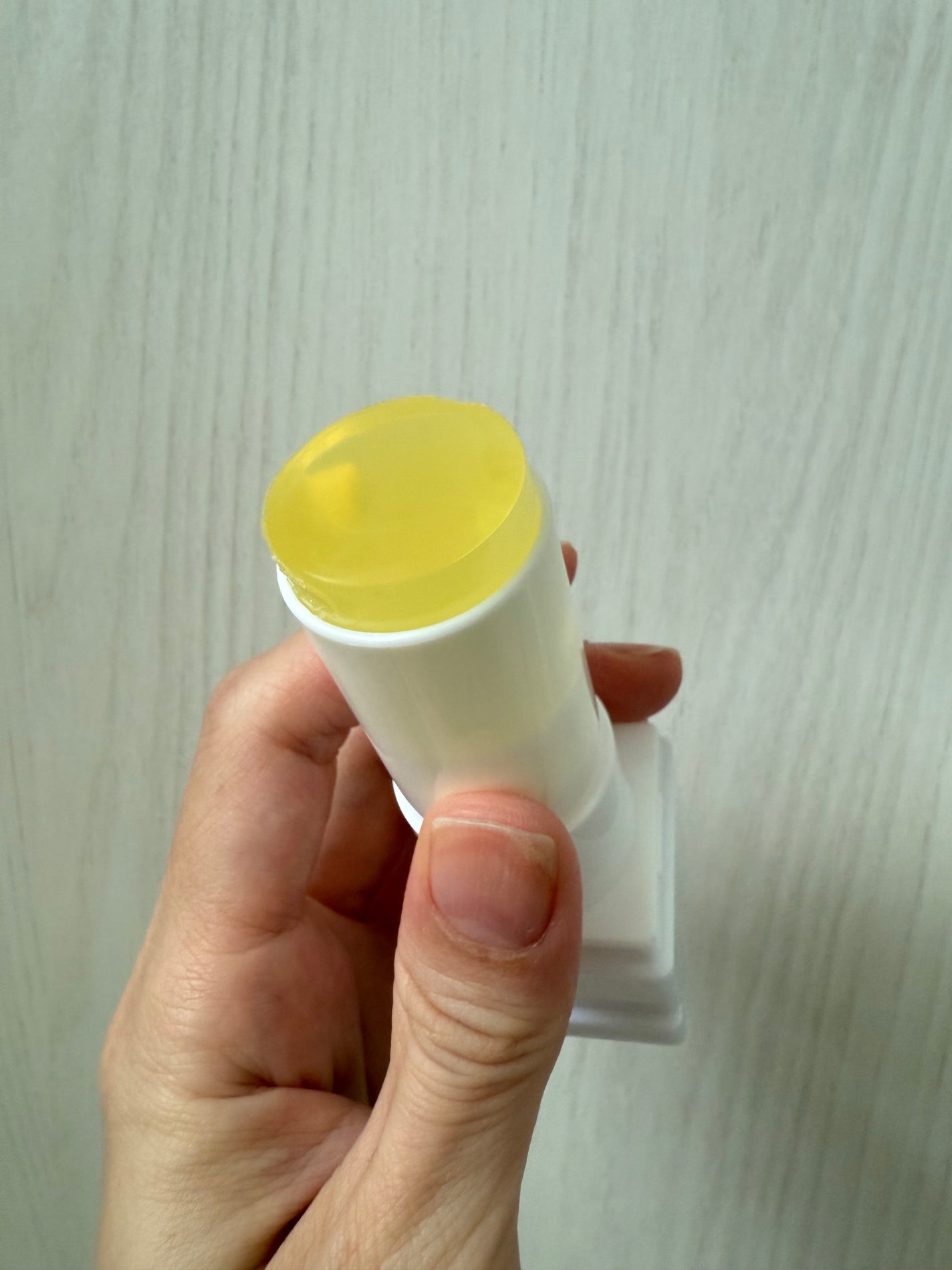 yuyu on LIPS 「TurvaSun前から欲しかったスティック型の日焼け止め。カラ..」(3枚目)