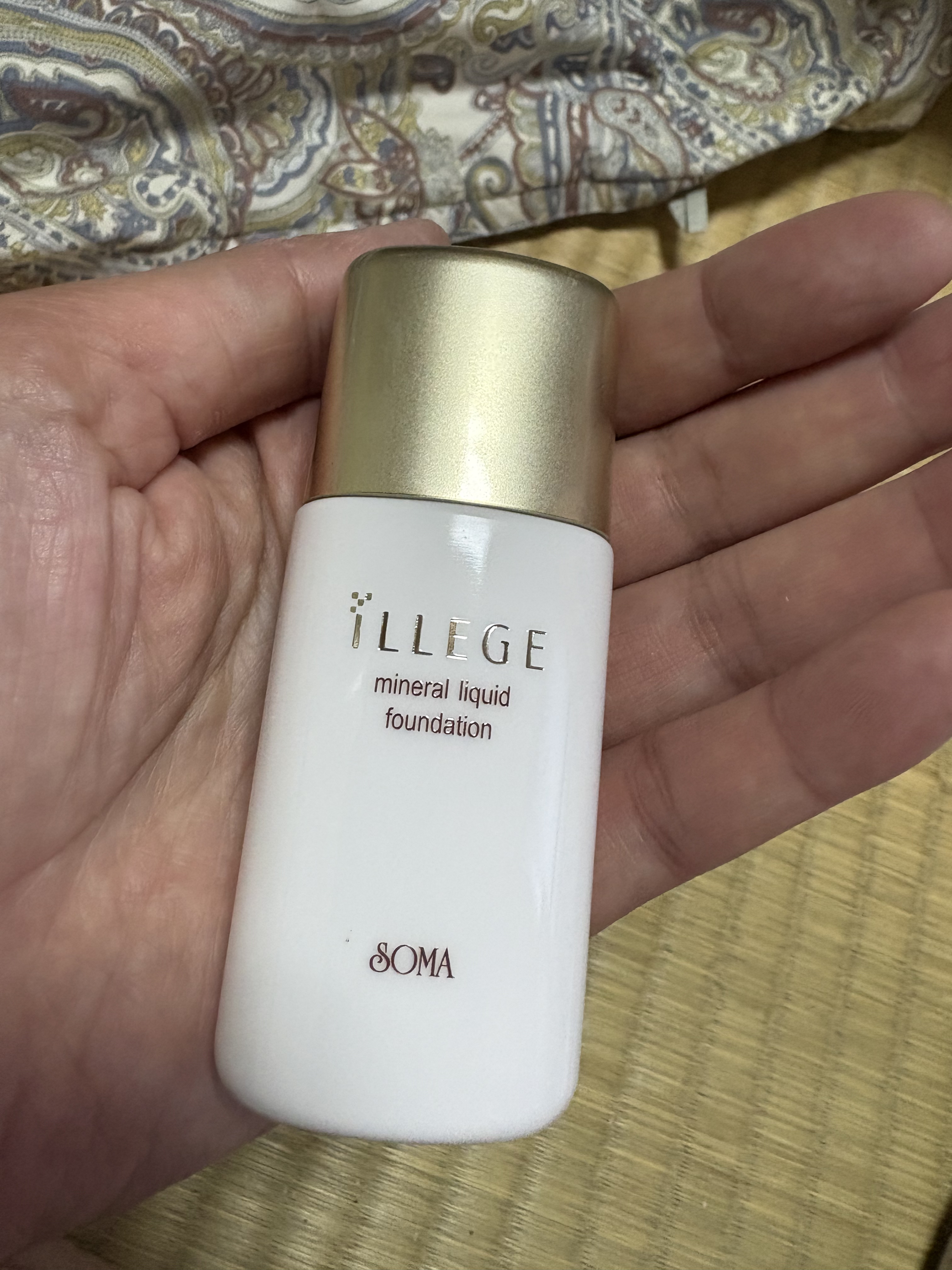 イレージュミネラルリキッドファンデーション/ソーマ化粧品/リキッドファンデーションを使ったクチコミ（2枚目）