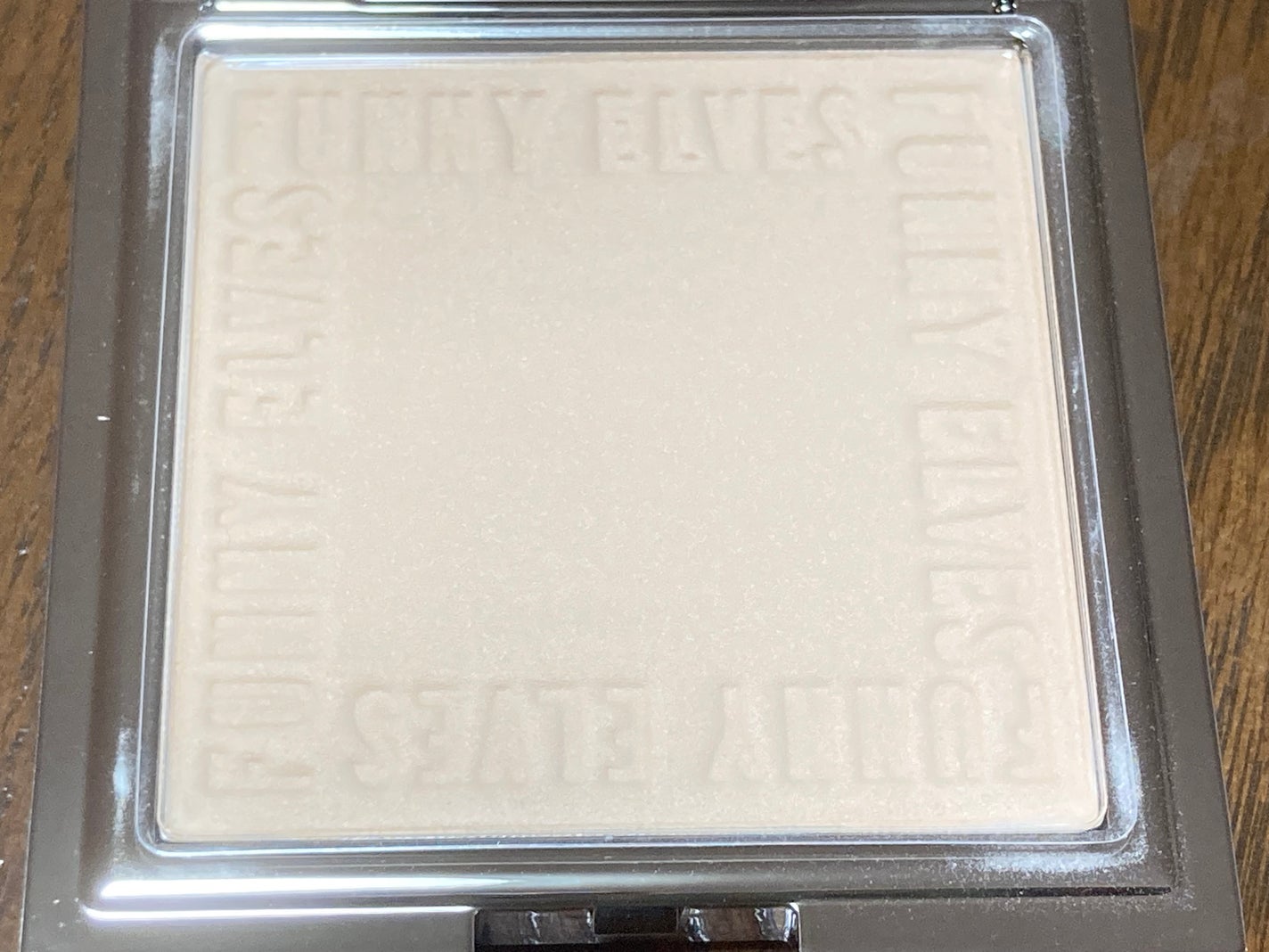 ソフトマットプレストパウダー/FUNNY ELVES方里/プレストパウダーを使ったクチコミ(4枚目)