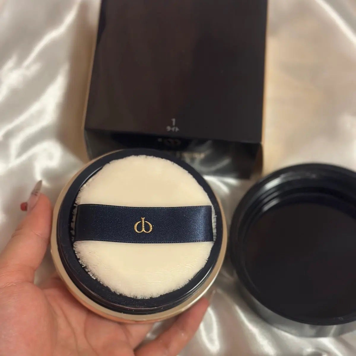 プードルトランスパラントn/クレ・ド・ポー ボーテ/ルースパウダーを使ったクチコミ(2枚目)