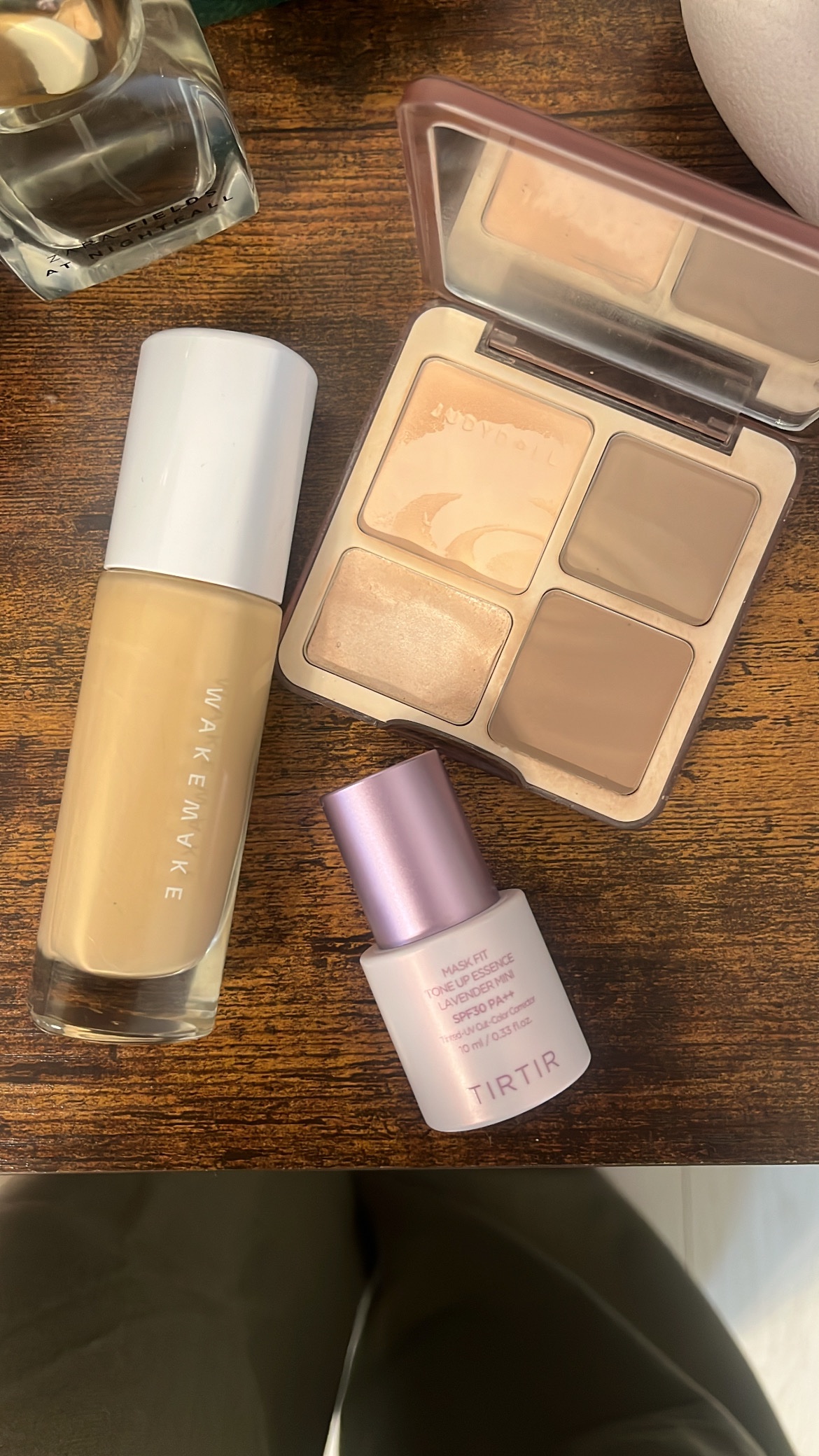 マスクフィットトーンアップエッセンス ラベンダー（ミニ）/TIRTIR(ティルティル)/化粧下地を使ったクチコミ（1枚目）