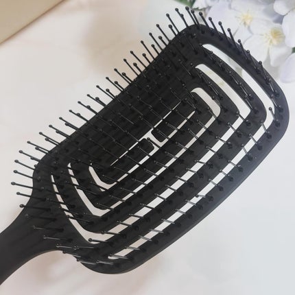 ラン on LIPS 「ヘアケアブランド#87saku#ハナサクさんの速乾ブラシ✨✨✨..」(4枚目)