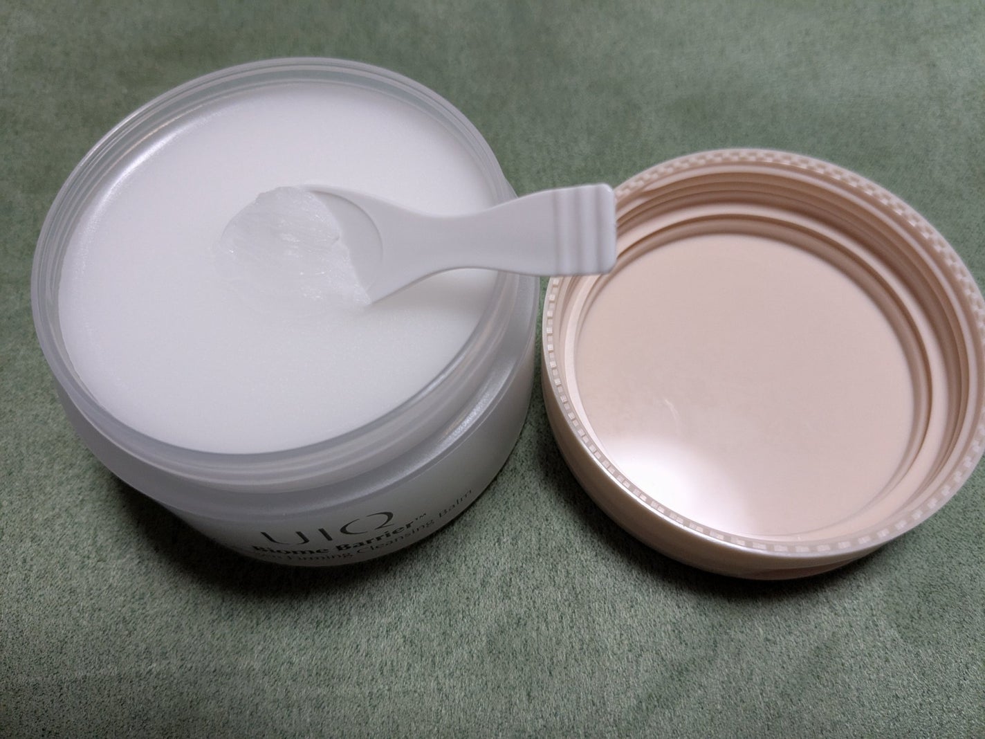 バイオームバリアコラーゲンファーミングクレンジングバーム/UIQ/クレンジングバームを使ったクチコミ(2枚目)