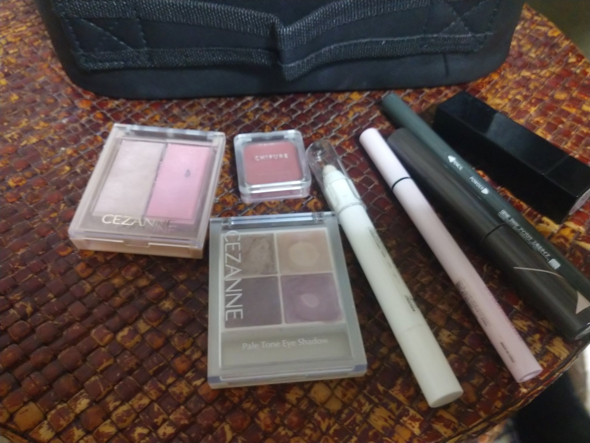 フェイスパウダー/AMORTALS /ルースパウダーを使ったクチコミ（2枚目）