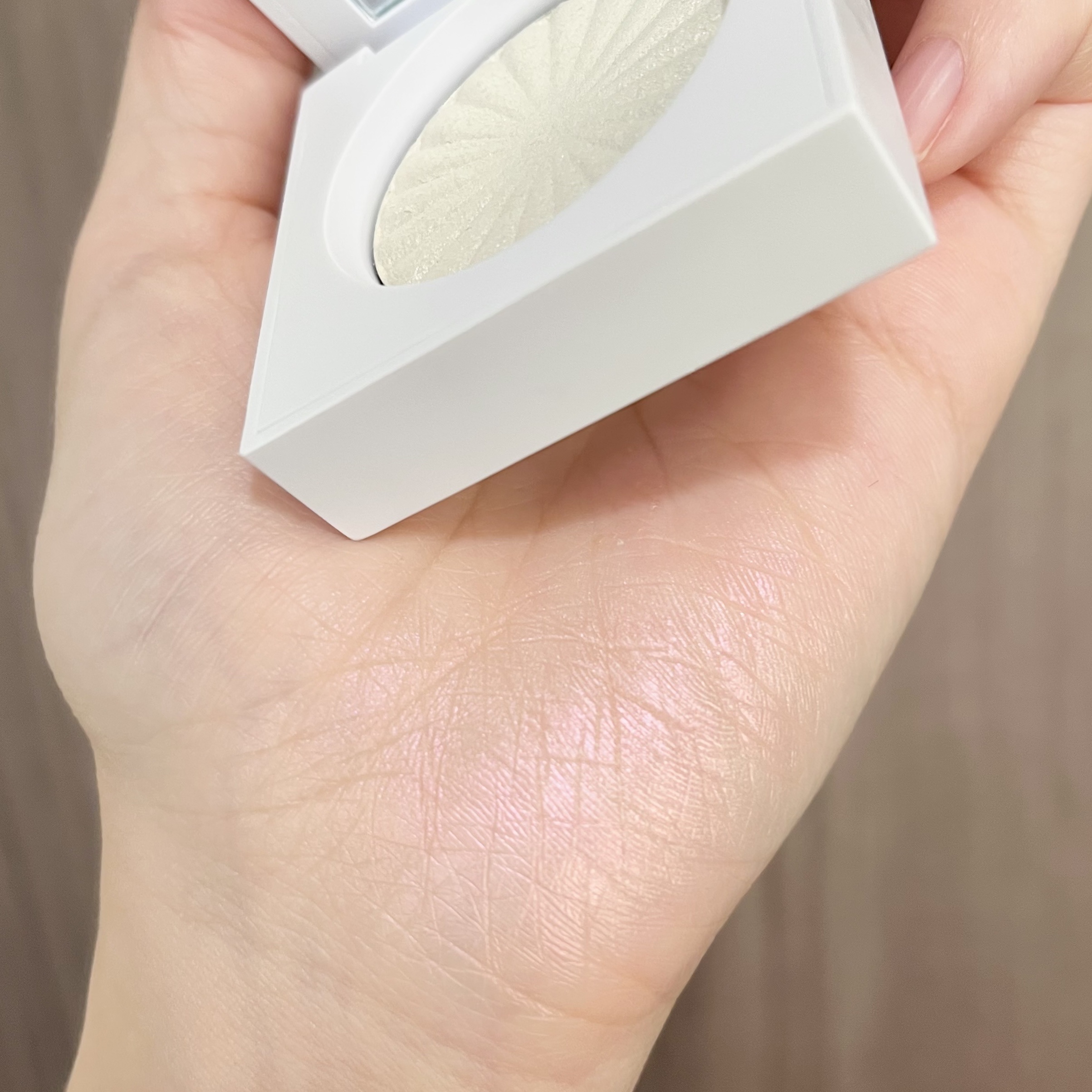 OFRA mini Highlighter/Ofra Cosmetics/パウダーハイライトを使ったクチコミ（3枚目）