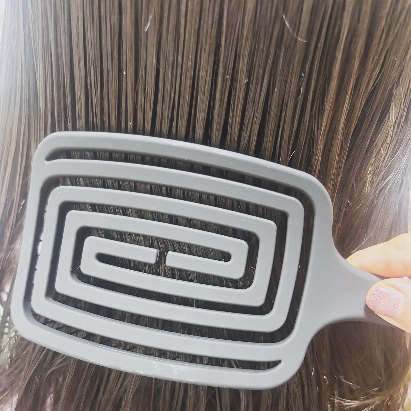 ラン on LIPS 「ヘアケアブランド#87saku#ハナサクさんの速乾ブラシ✨✨✨..」(7枚目)