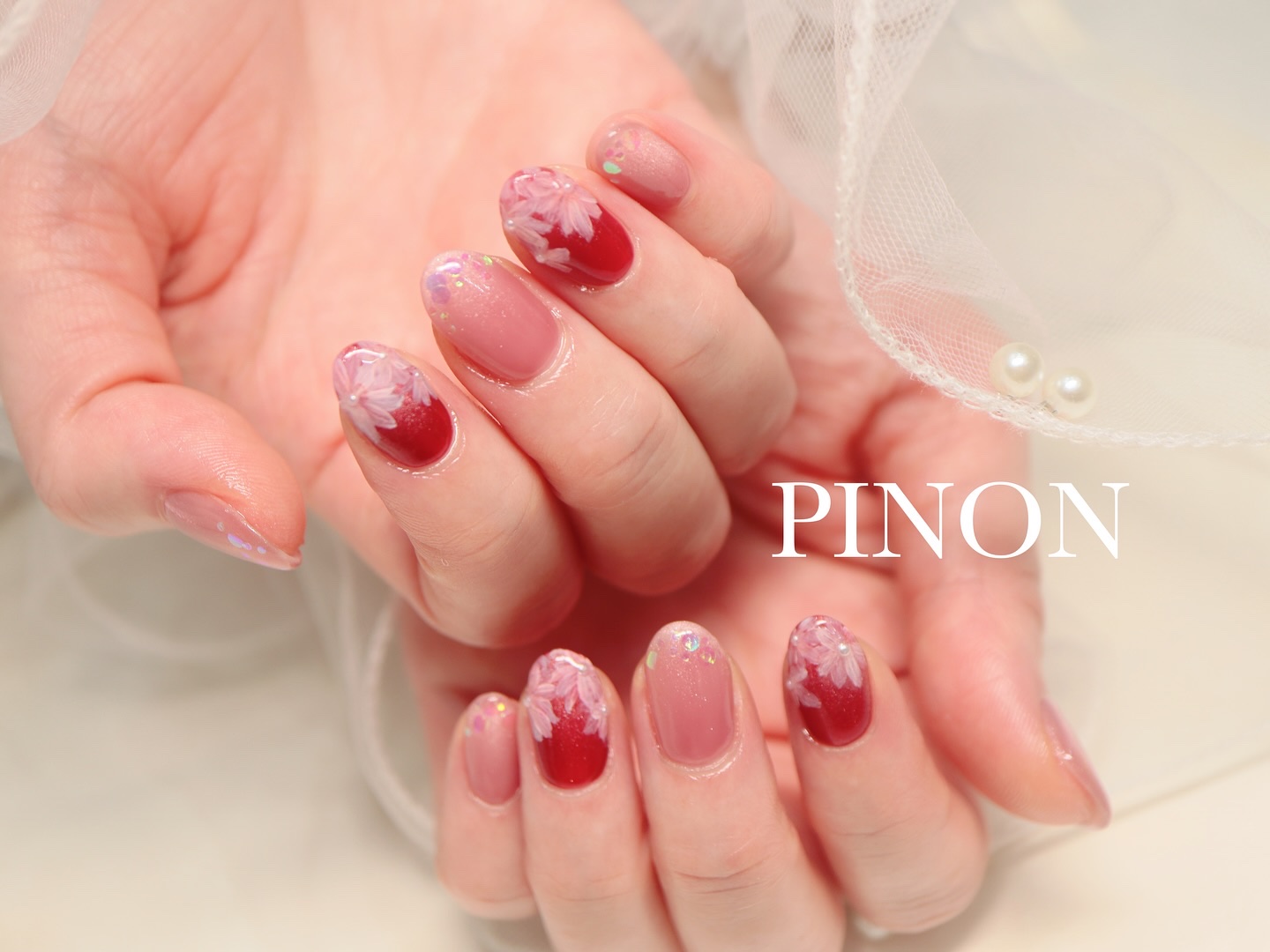 #フラワーネイル,#マグネットネイル,#キラキラネイル,#赤ネイル,#推しカラーネイルのネイルデザイン