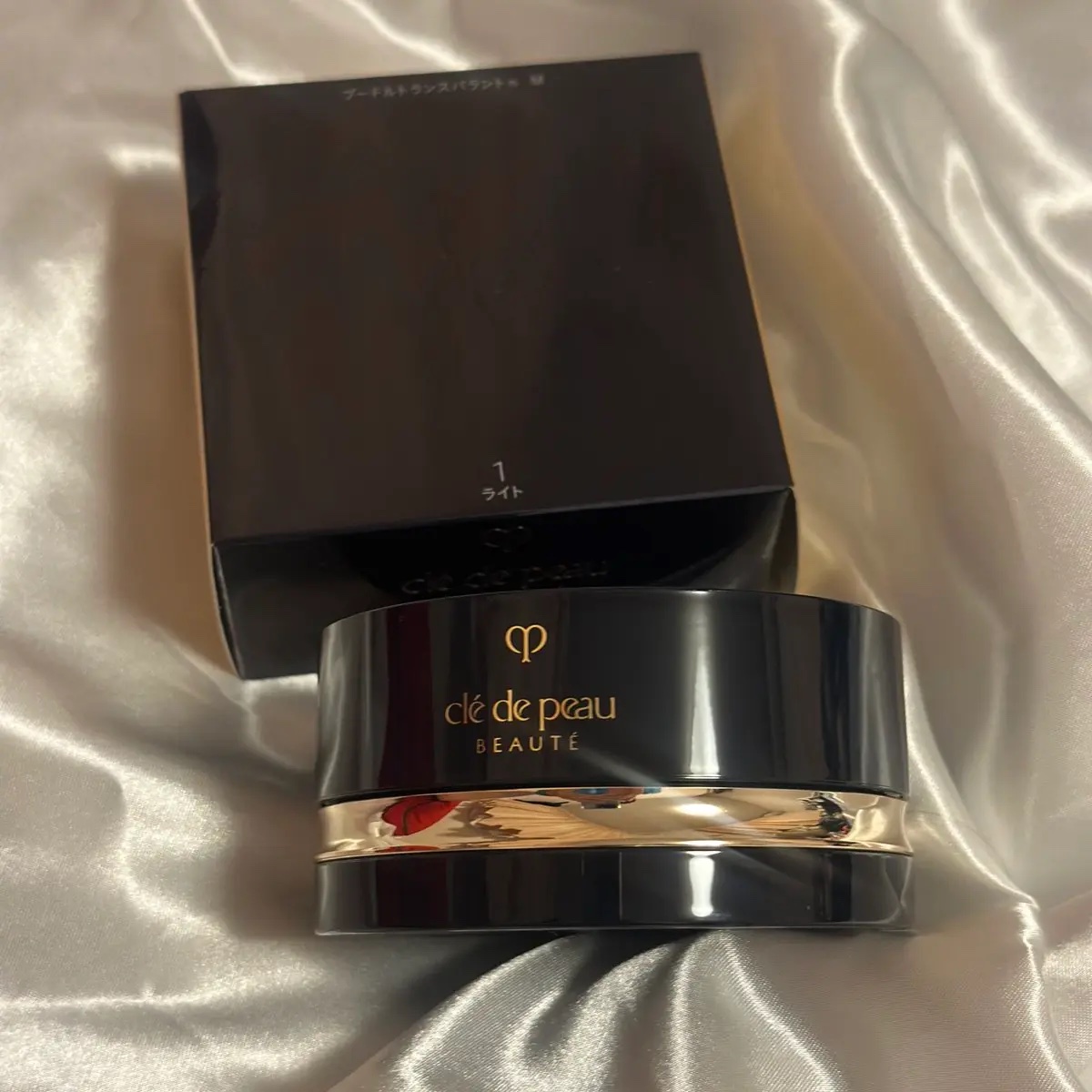 プードルトランスパラントn 01 ライト/クレ・ド・ポー ボーテ/ルースパウダーを使ったクチコミ（1枚目）