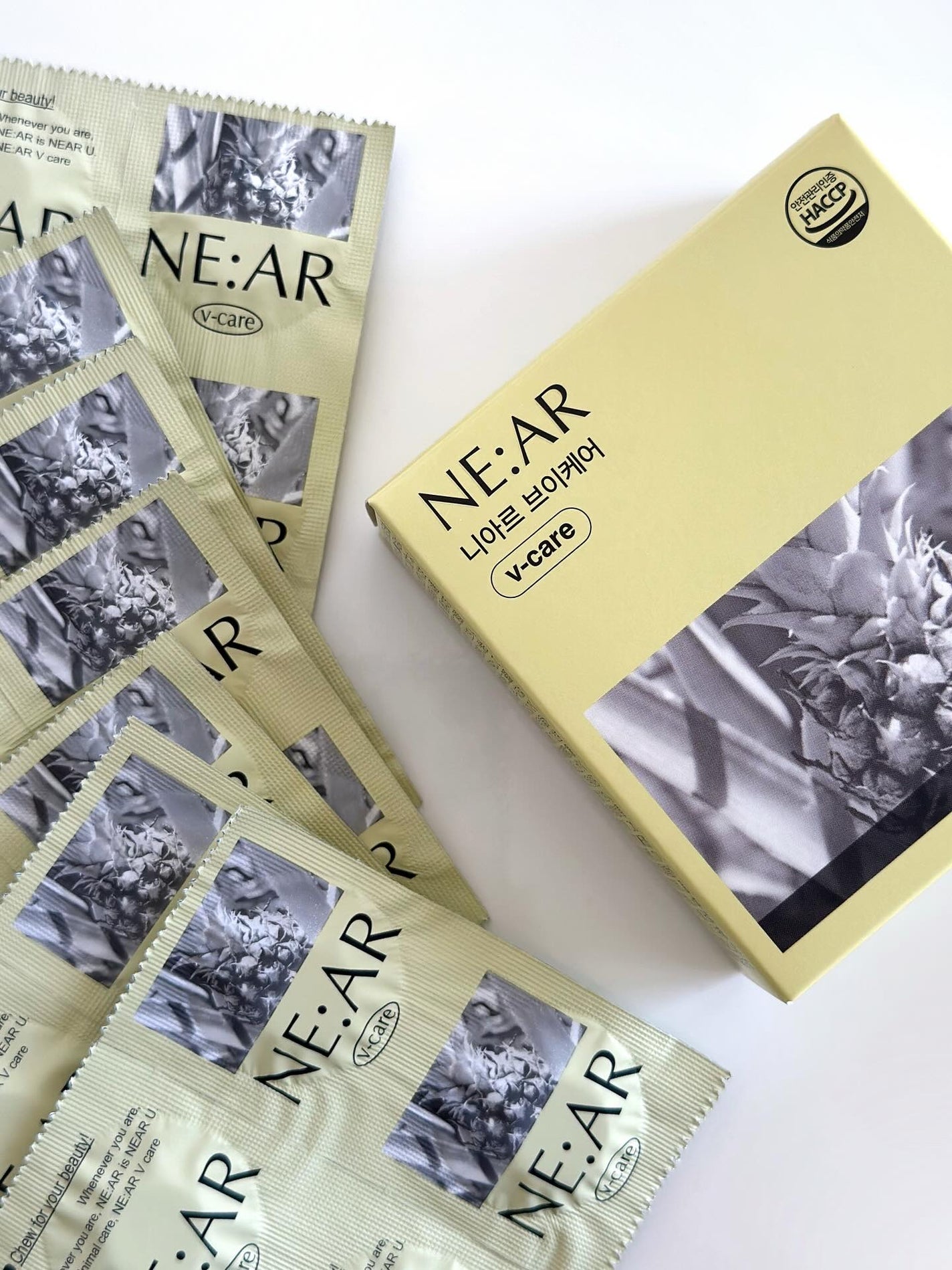 ナチュラル美人になりたい女 on LIPS 「【美人のバッグに潜む小顔キャンディー】・NE:ARブイケア28..」(1枚目)