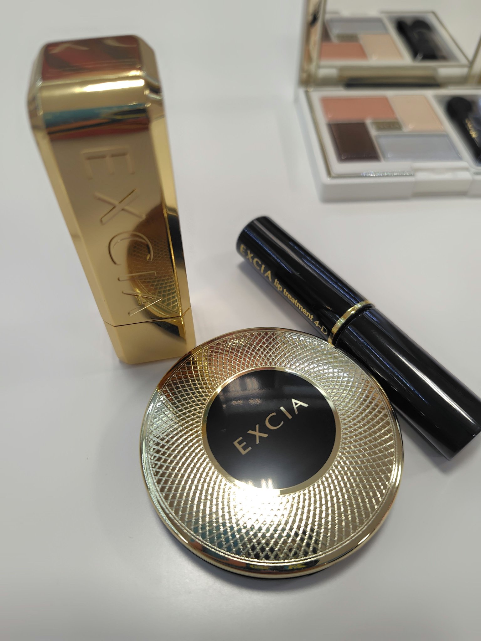 試してみた】エクシア ルージュ レヴェランス コフレ ALBIONのリアルな