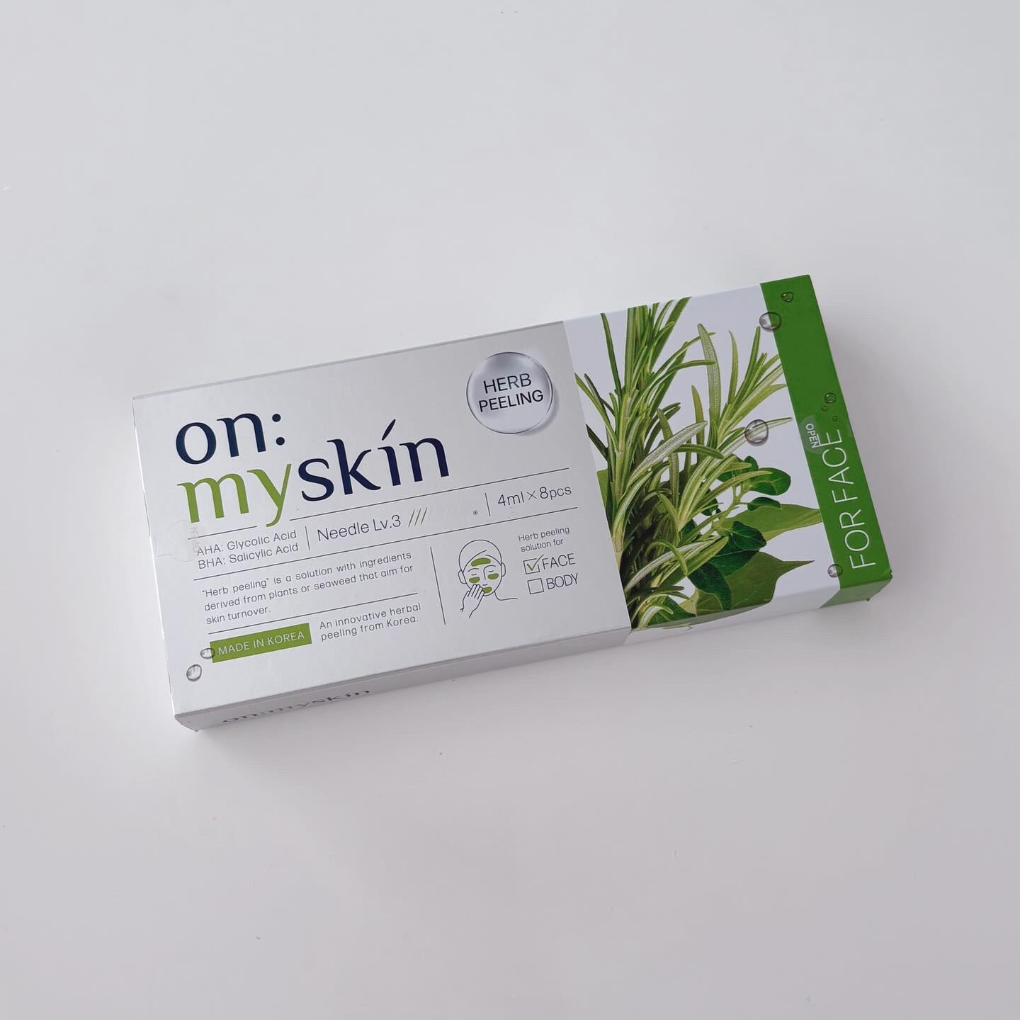 
#PR onmyskin 

自宅でハーブピーリングが簡単に🌿.∘

マイクロニードル、AHA/BHA、30種類もの
ハーブを配合した“ 皮膚科学に基づくトリプル処方 ”

個包装で衛生的に使えるのが嬉しい💓
チクチク痛みはあるけど肌