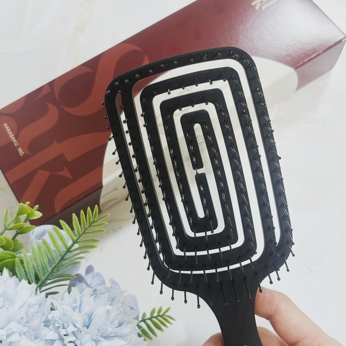 ラン on LIPS 「ヘアケアブランド#87saku#ハナサクさんの速乾ブラシ✨✨✨..」(5枚目)