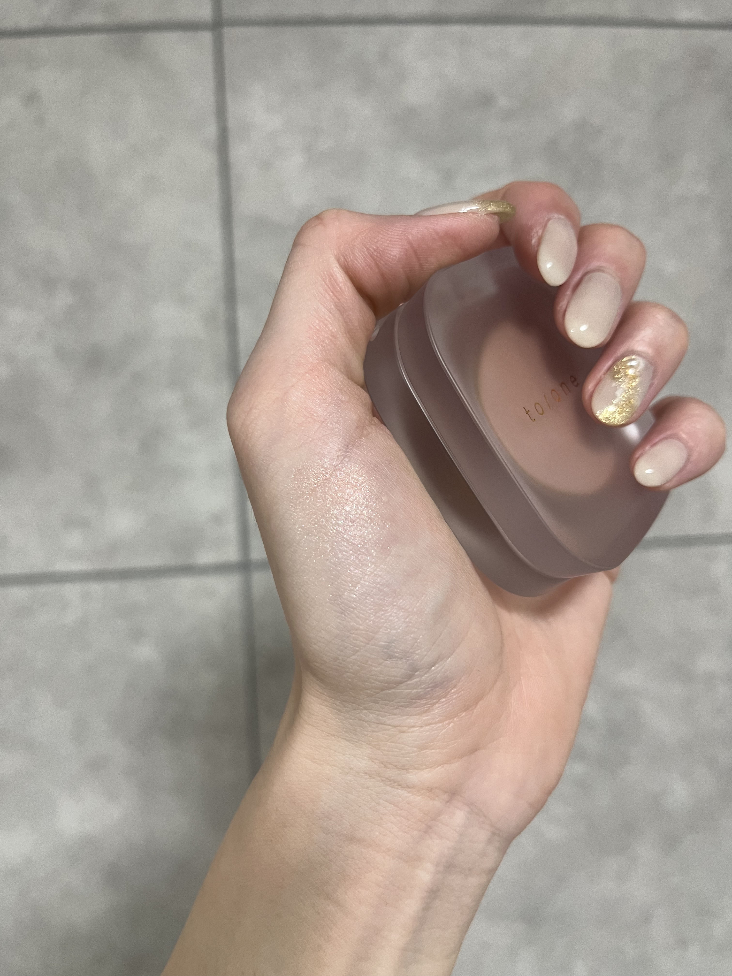 トーン ペタル フロート ブラッシュ/to/one/パウダーチークを使ったクチコミ（1枚目）