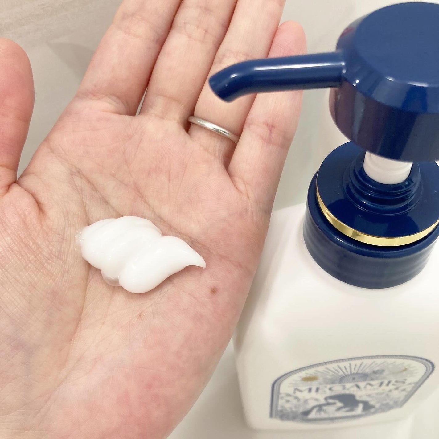 MEGAMIS ヘアセラム/MEGAMIS/洗い流すヘアトリートメントを使ったクチコミ(5枚目)