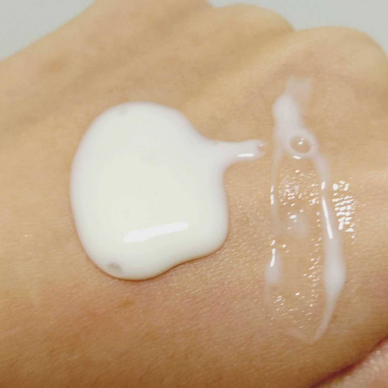 B.A B.A ミルクのクチコミ「#サンプル

B.A ミルクのサンプルを使用〜。
みずみずしいテクスチャで
わりと馴染みは良く.....」（2枚目）