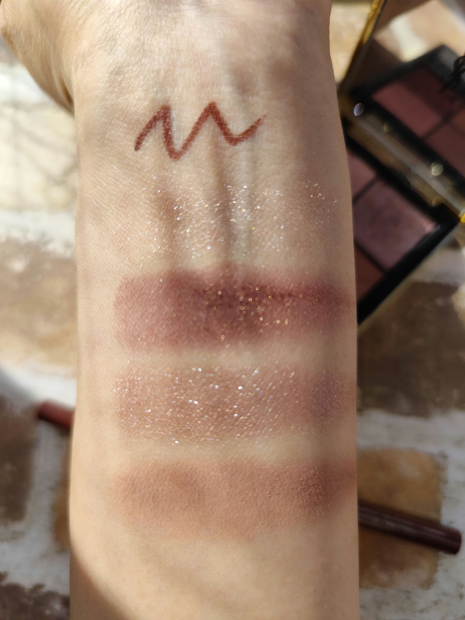 クチュール ミニ クラッチ/YVES SAINT LAURENT BEAUTE/アイシャドウパレットを使ったクチコミ（2枚目）