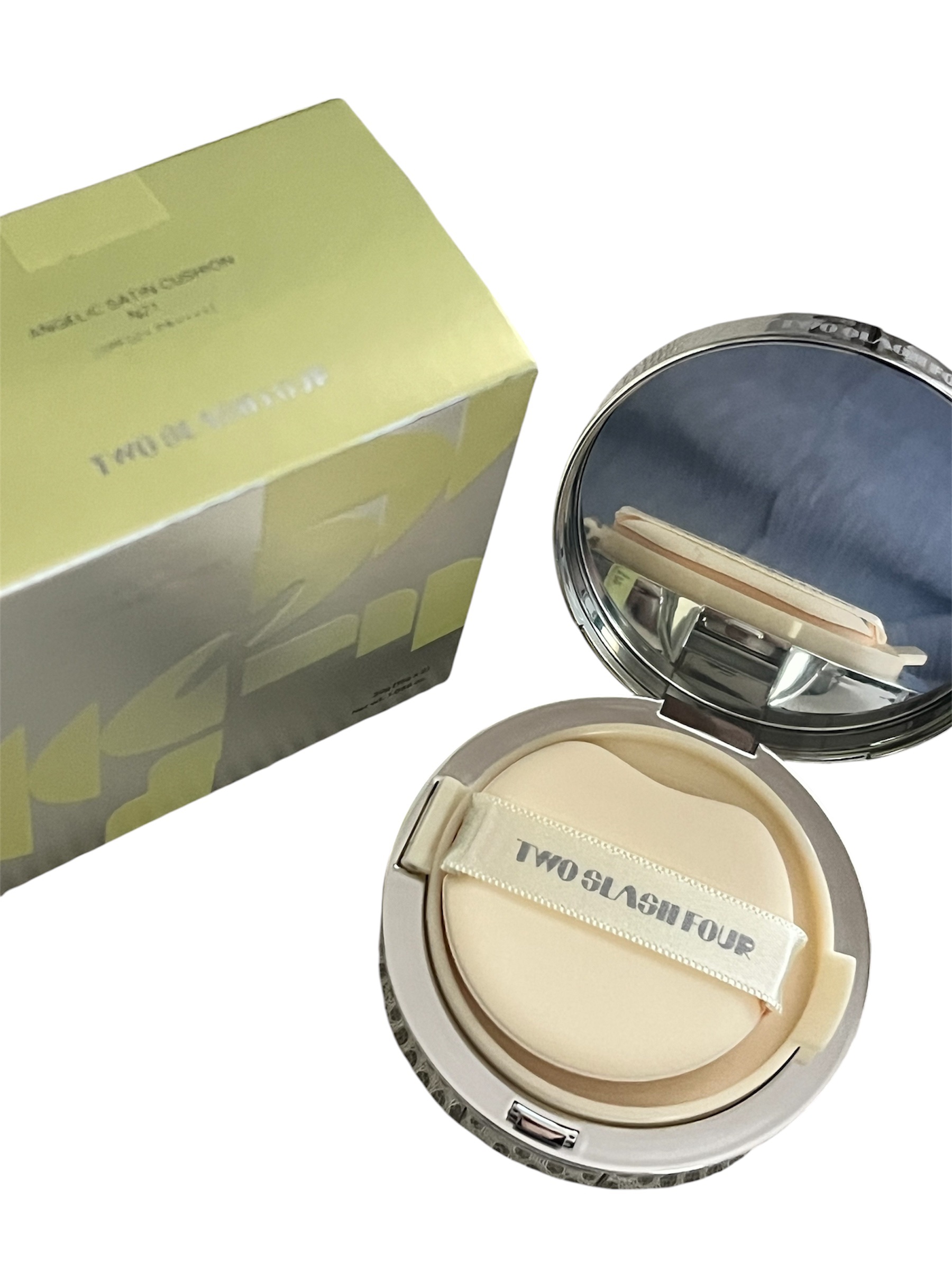 エンジェリックサテンクッション/TWO SLASH FOUR/クッションファンデーションを使ったクチコミ（2枚目）