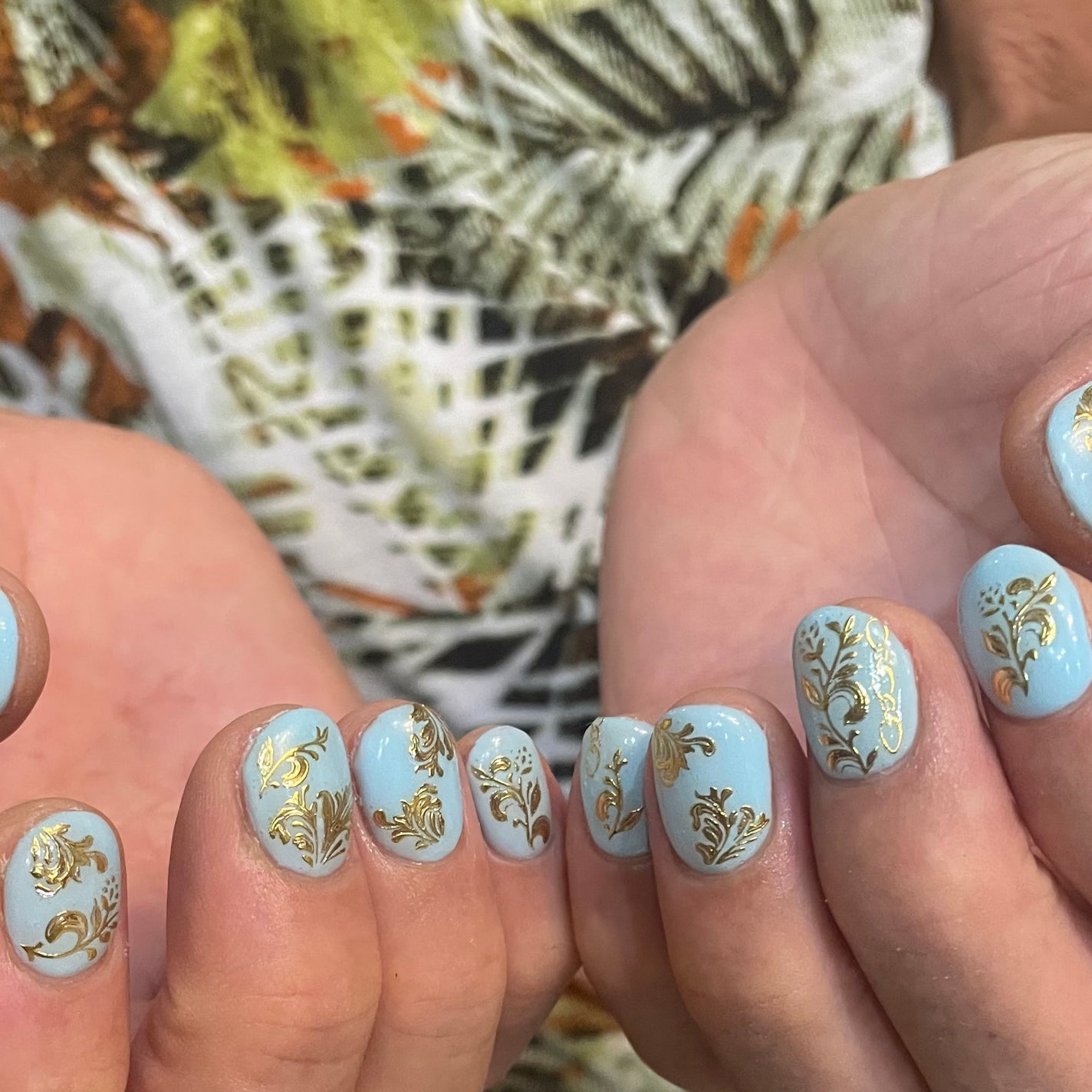 𐔌՞ . .՞ 𐦯 on LIPS 「🩵🪽いいね、保存嬉しいです🎶#ネイル#ジェルネイル#垢抜け#ネ..」(1枚目)