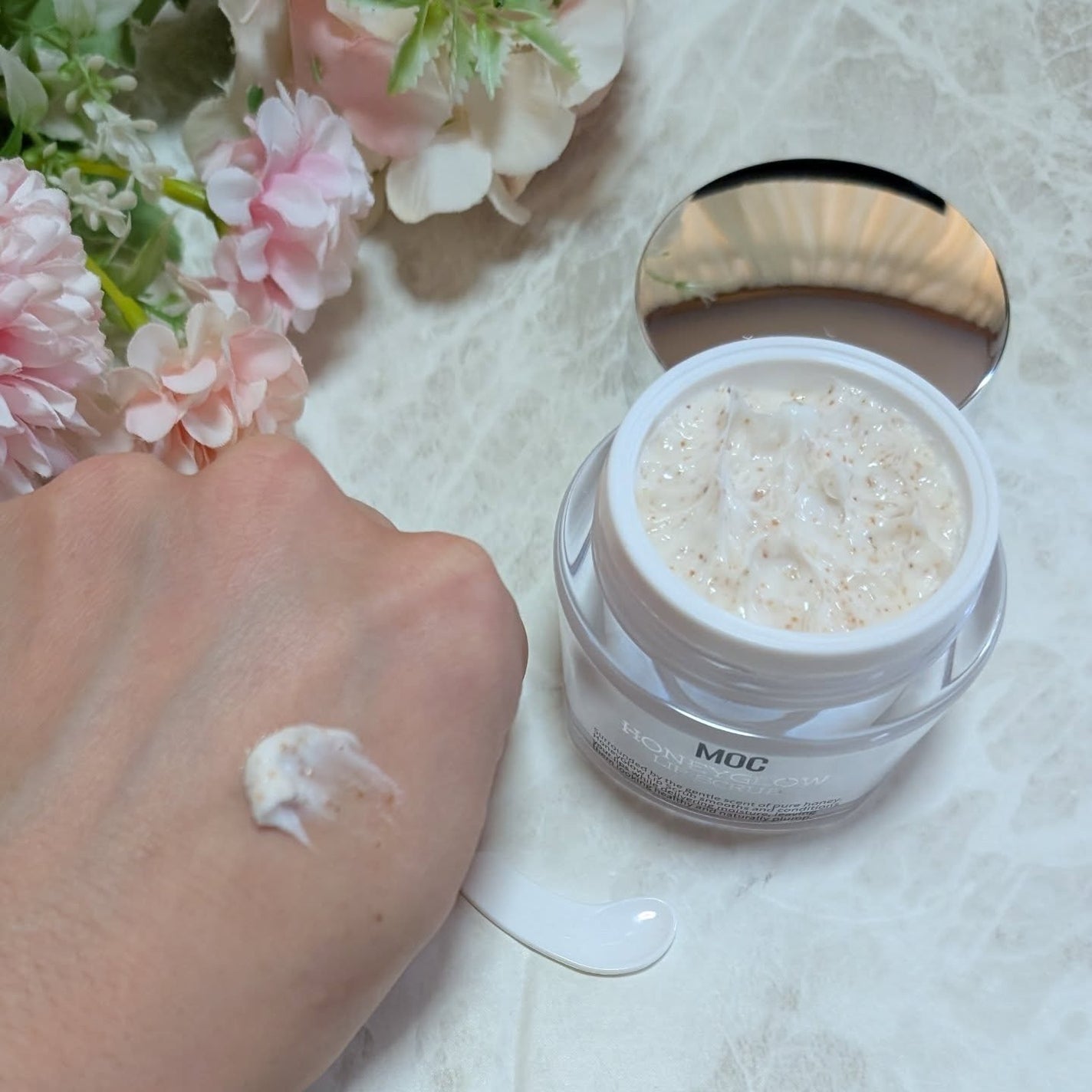 ir_uuy on LIPS 「HAOMIL株式会社様よりMOCHONEYGLOWLIPSCR..」(4枚目)