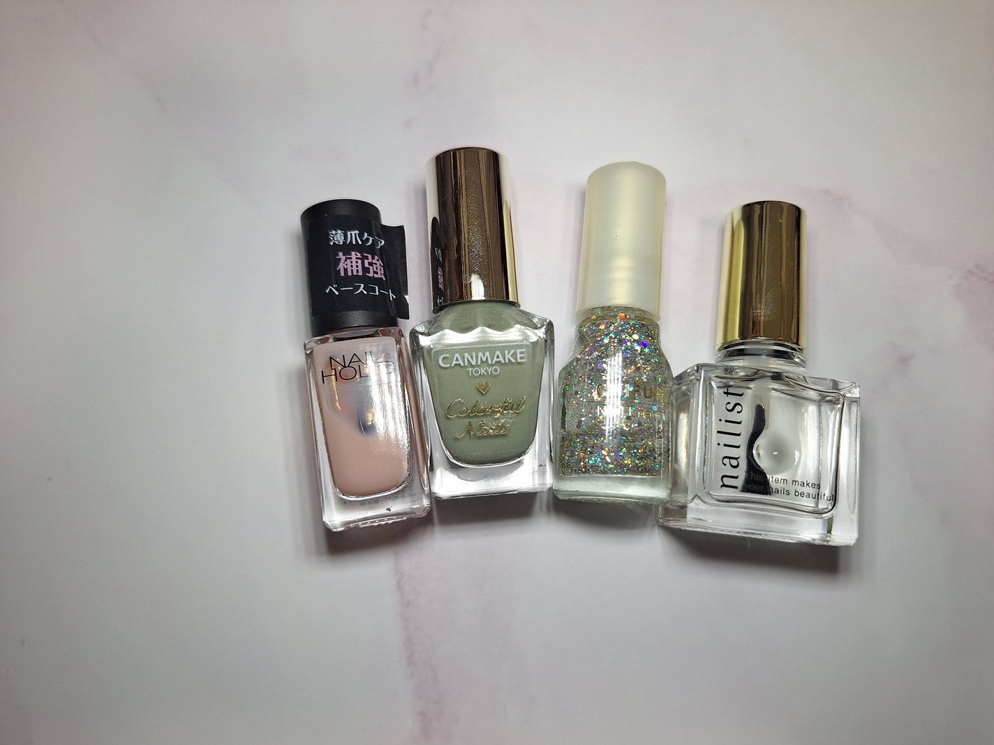 カラフルネイルズ/キャンメイク/マニキュアを使ったクチコミ(2枚目)