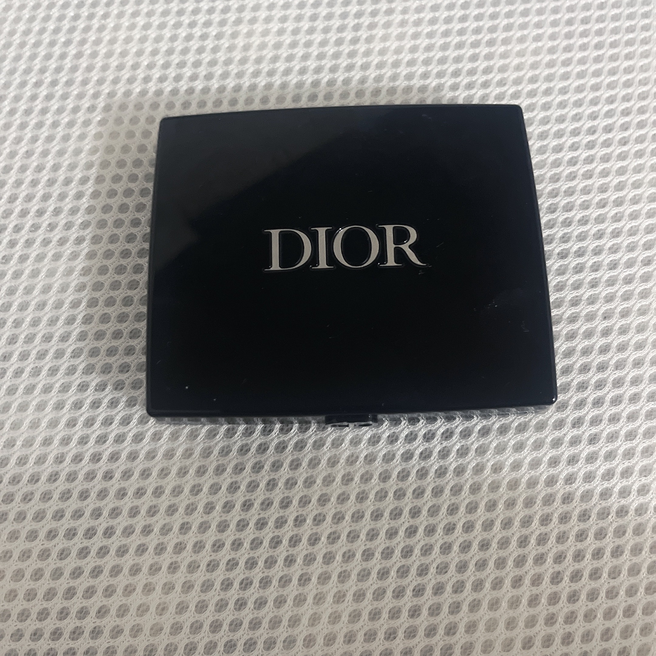 ディオールショウ サンク クルール 673 レッド タータン/Dior/アイシャドウを使ったクチコミ（2枚目）