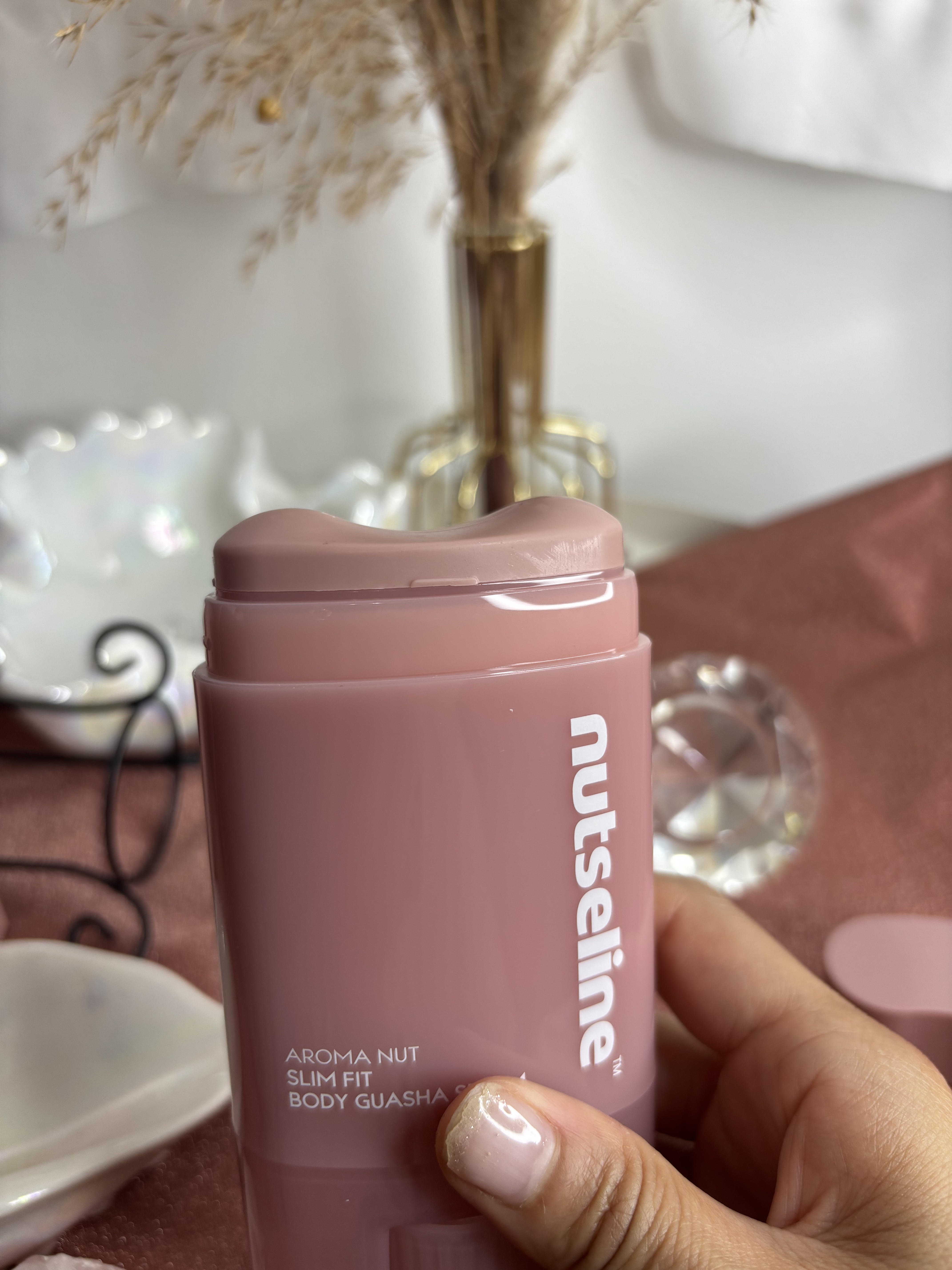 アロマナッツスリムフィットボディカッサセラム/nutseline/美容液を使ったクチコミ（3枚目）