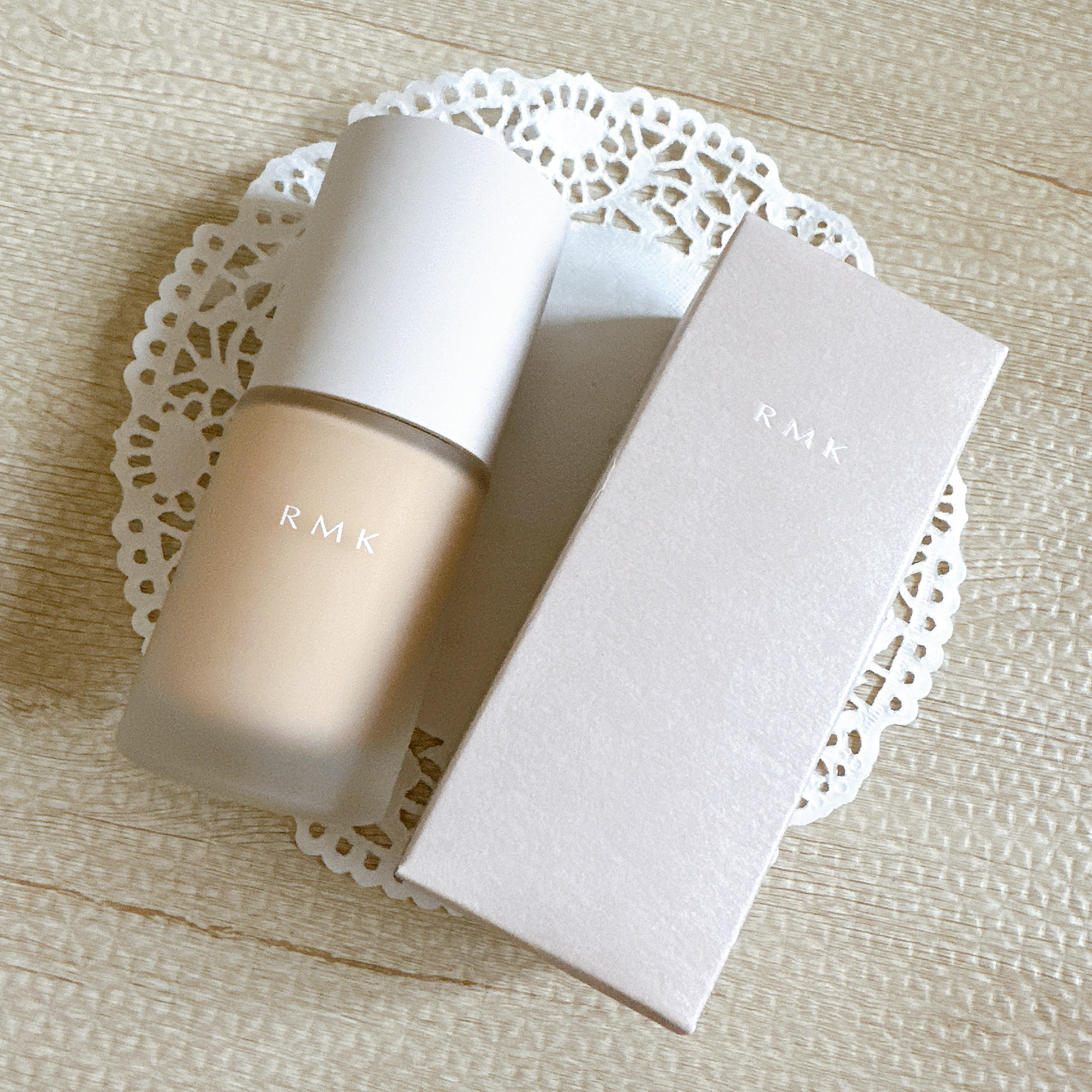 RMK リクイドファンデーション フローレスカバレッジ プラス/RMK/リキッドファンデーションを使ったクチコミ（2枚目）