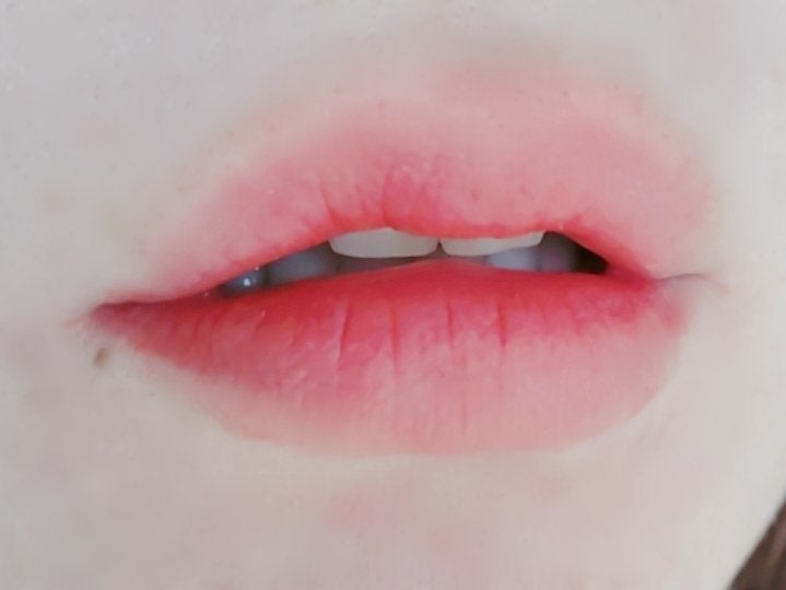 ベルベットシューティント/INGA/リップティントを使ったクチコミ(1枚目)