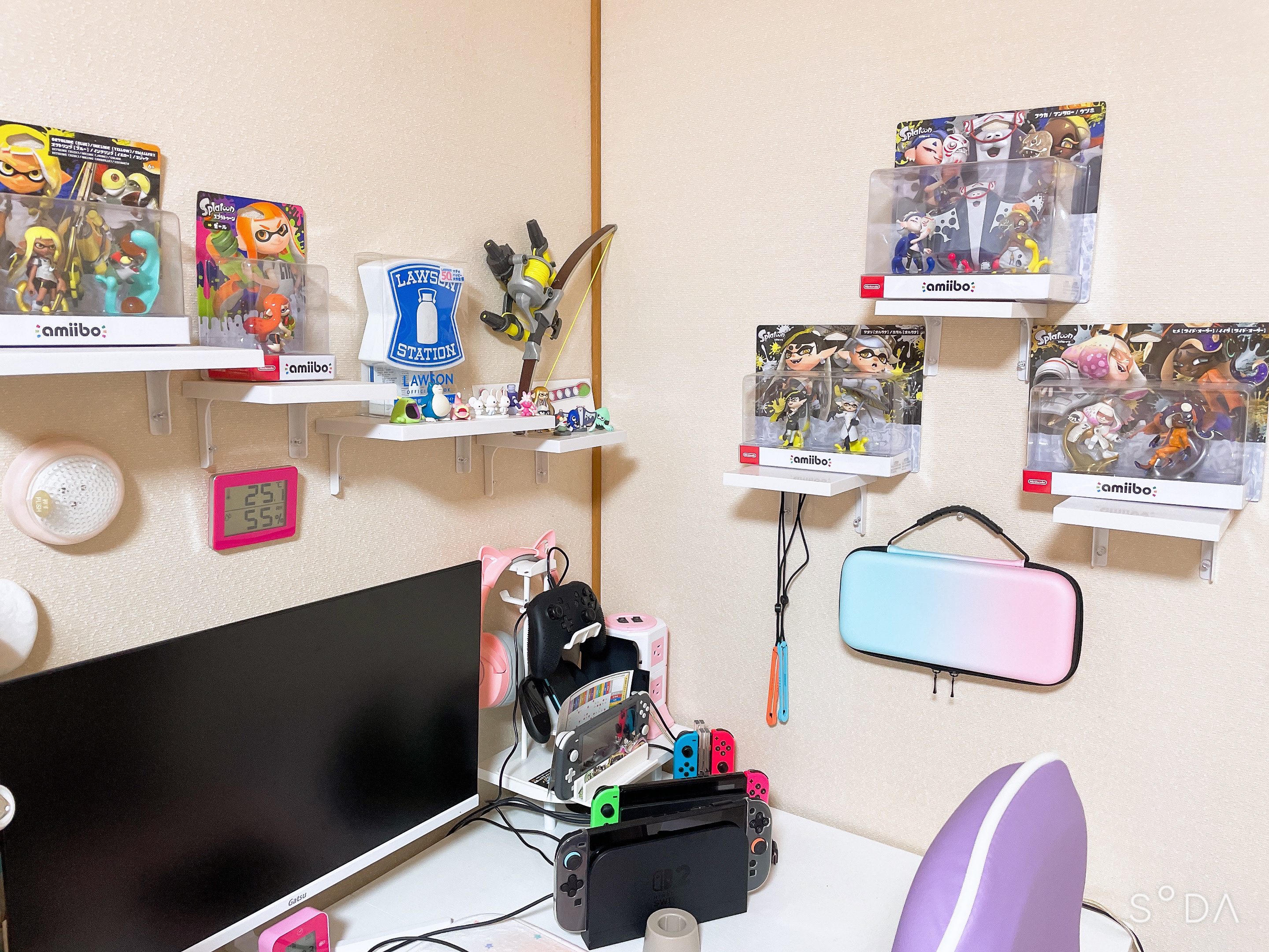 完全なる趣味の投稿なので、
興味のない方は、
スルーお願いします🙇‍♀️



私のゲーミングコーナー⋆͛🎮⋆͛

デスク
モニター
ゲーミングチェア
その他小物
全てAmazonで買いました。

Amazonなどは大きな物も
玄関まで