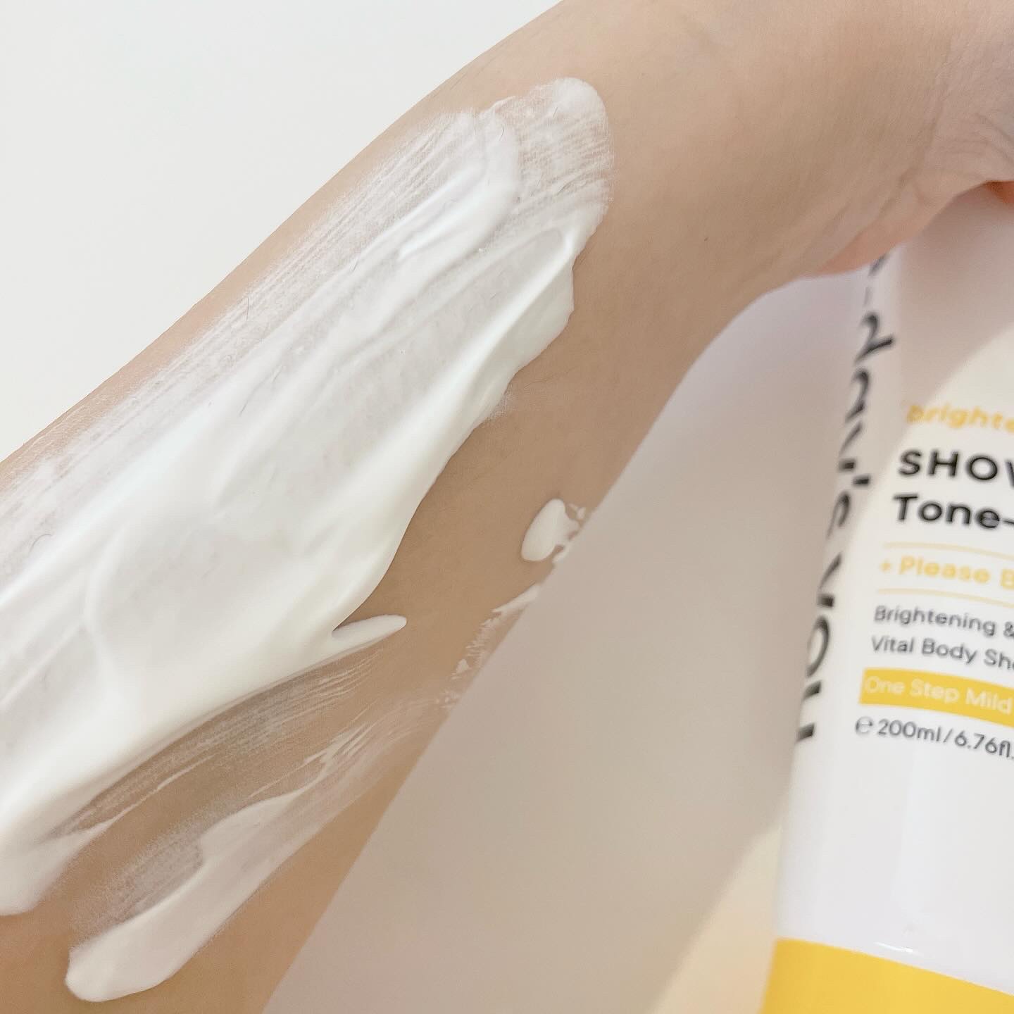 ブライトニングシャワートーンアップクリーム/One-day's you/ボディグッズを使ったクチコミ（3枚目）