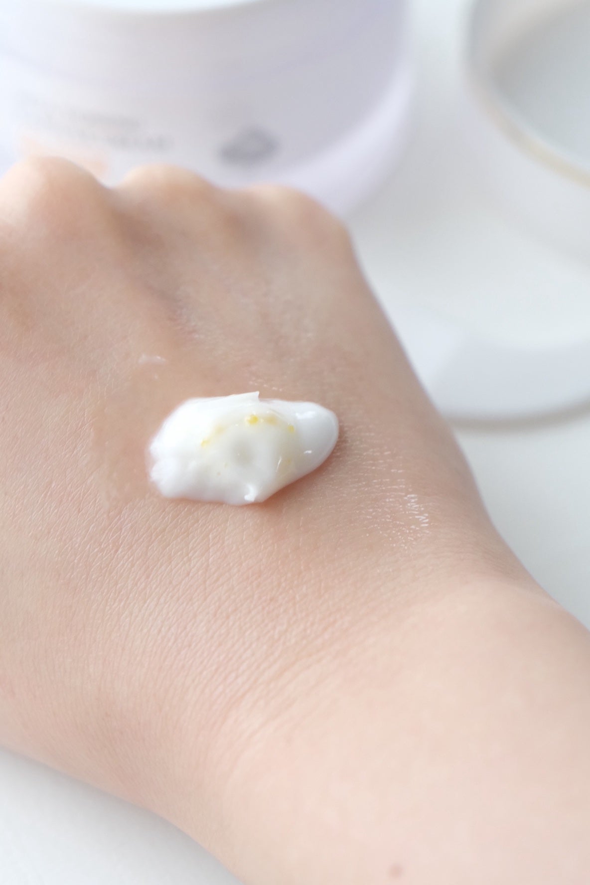 ビタトーニングカプセルクリーム/ダルバ/フェイスクリームを使ったクチコミ(4枚目)