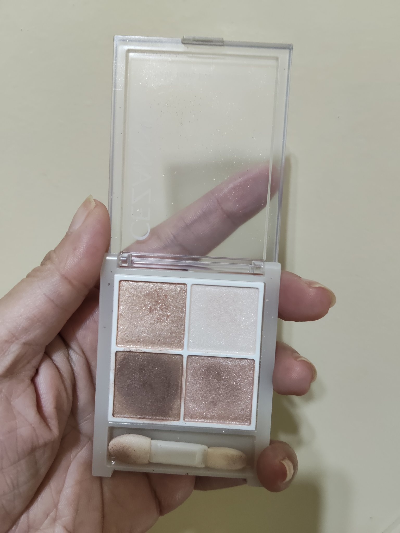 ペールトーンアイシャドウ/CEZANNE/アイシャドウを使ったクチコミ（3枚目）