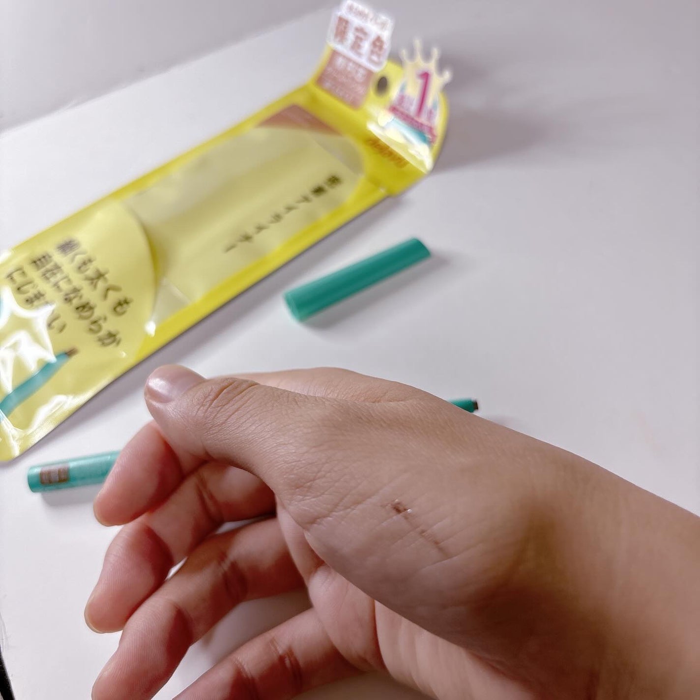 「密着アイライナー」クリームペンシル/デジャヴュ/ペンシルアイライナーを使ったクチコミ(3枚目)