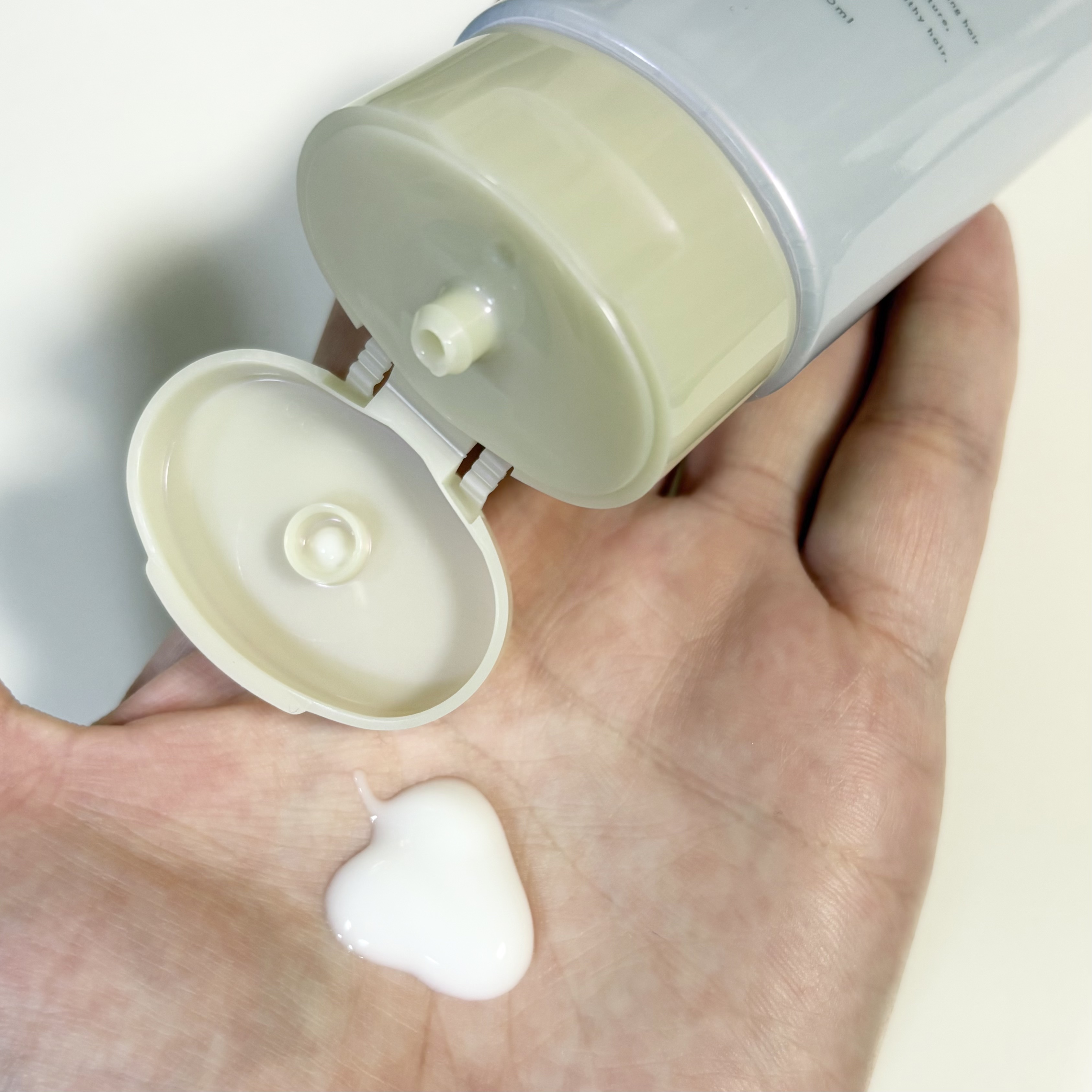 プリュスオー リポアエマルジョン/plus eau/アウトバストリートメントを使ったクチコミ（2枚目）