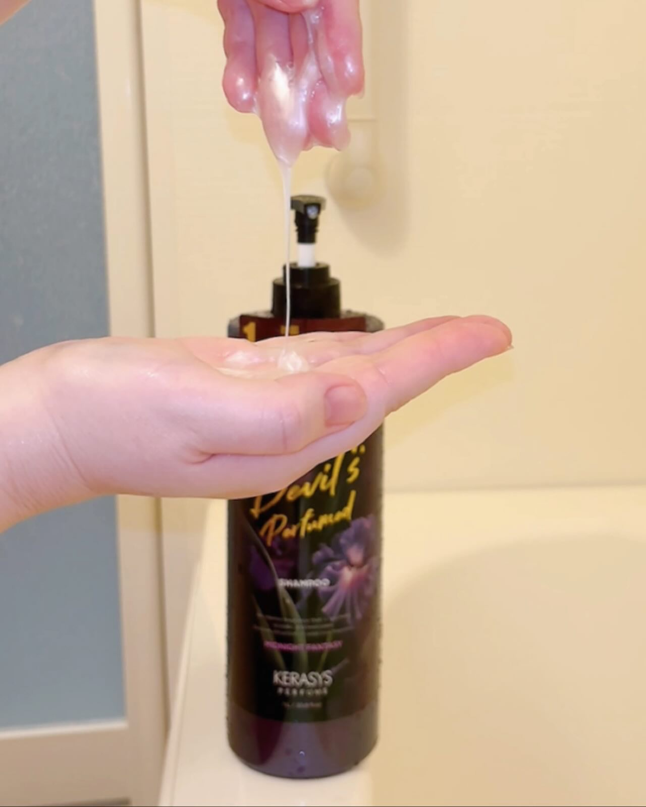 デビルズパフューム ミッドナイト ファンタジー シャンプー&リンス/KERASYS/シャンプー・コンディショナーを使ったクチコミ（3枚目）