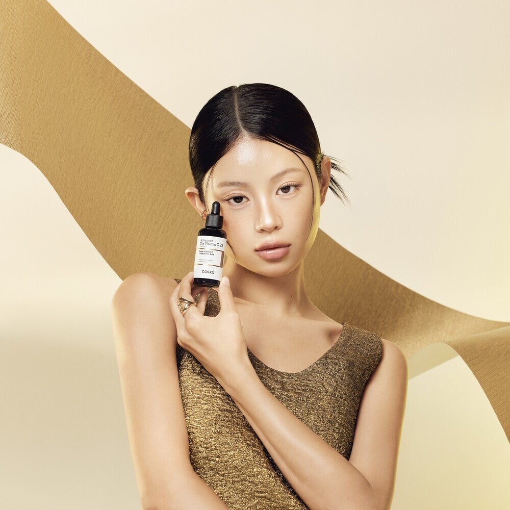 455万本突破*の売れすぎ美容液が進化!COSRXの名品「ビタミンC23セラム」がリニューアル(1枚目)