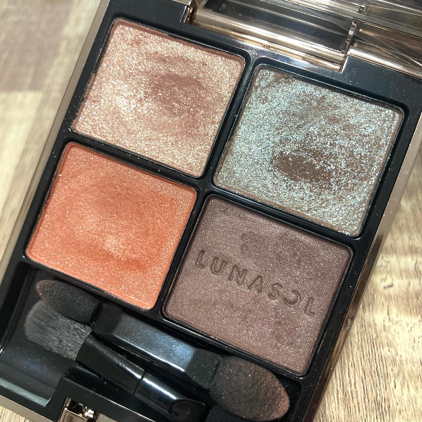 アイカラーレーション/LUNASOL/アイシャドウパレットを使ったクチコミ（3枚目）