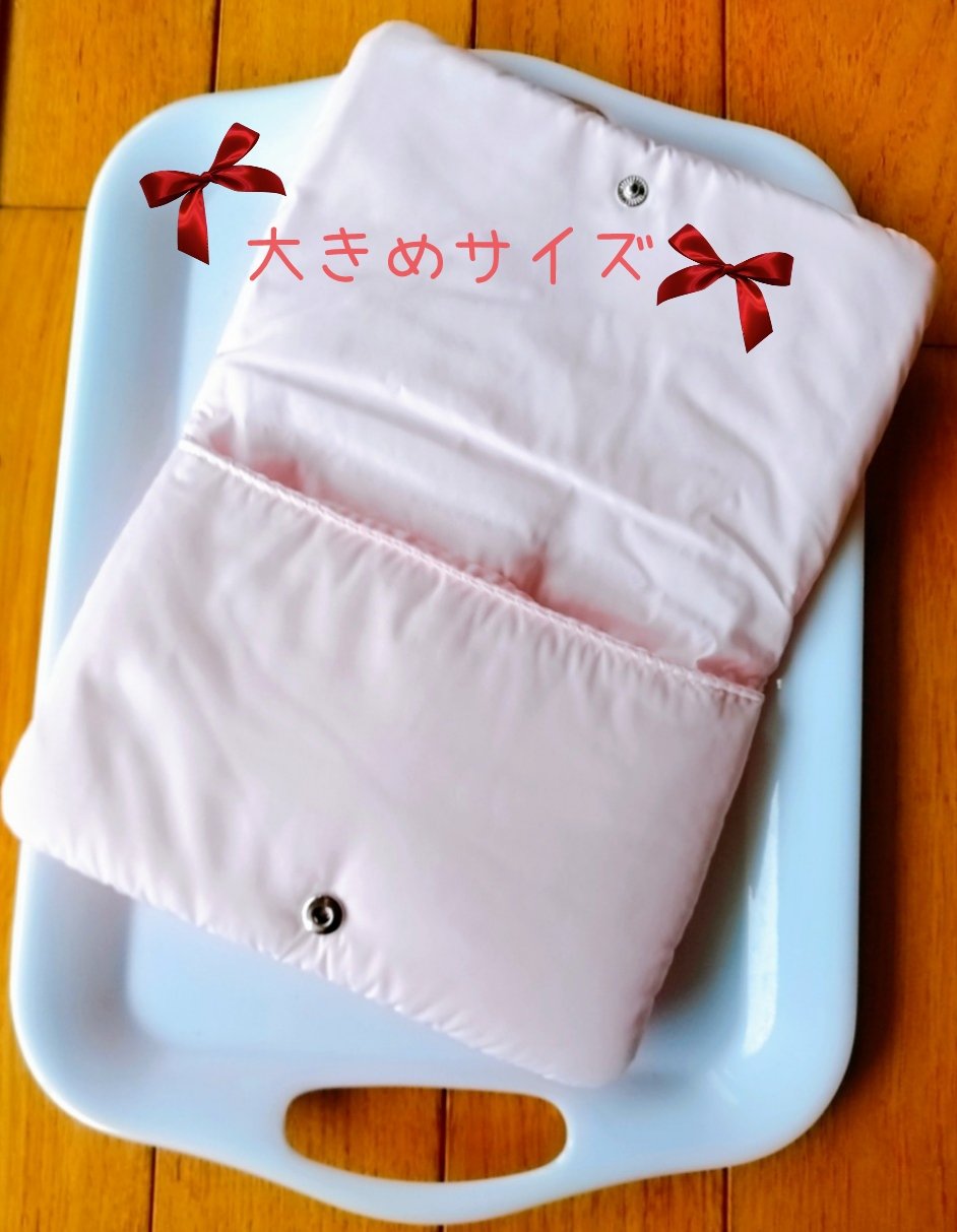 Dior プレステージ ル マイクロ フルイド タン（SPF30／PA+++）のクチコミ「🎁Dior ノベルティ ベビーピンク ポーチ🎁

ふっかふかのベビーピンクが可愛い💕ポーチがノ.....」（2枚目）