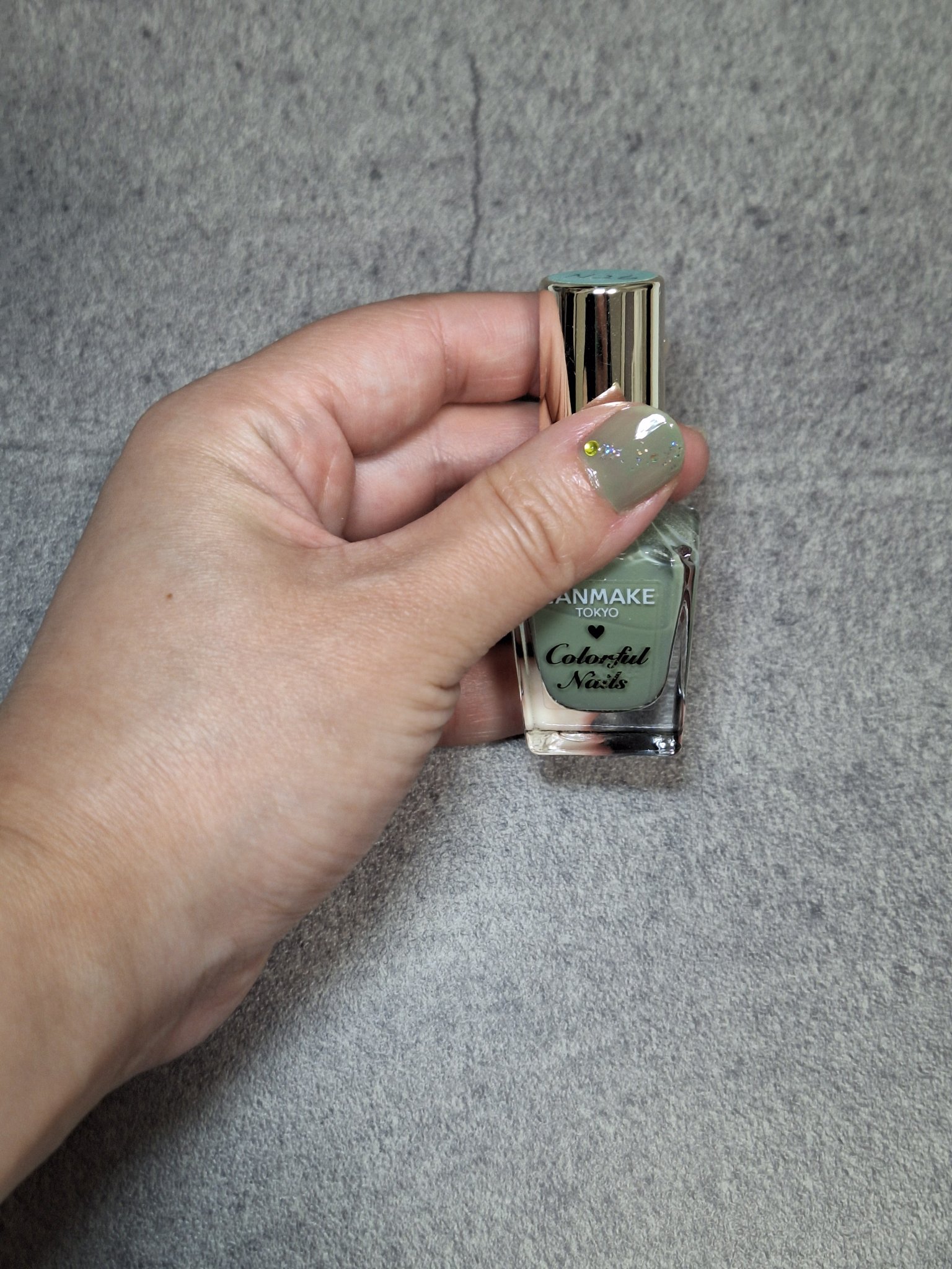カラフルネイルズ/キャンメイク/マニキュアを使ったクチコミ（1枚目）