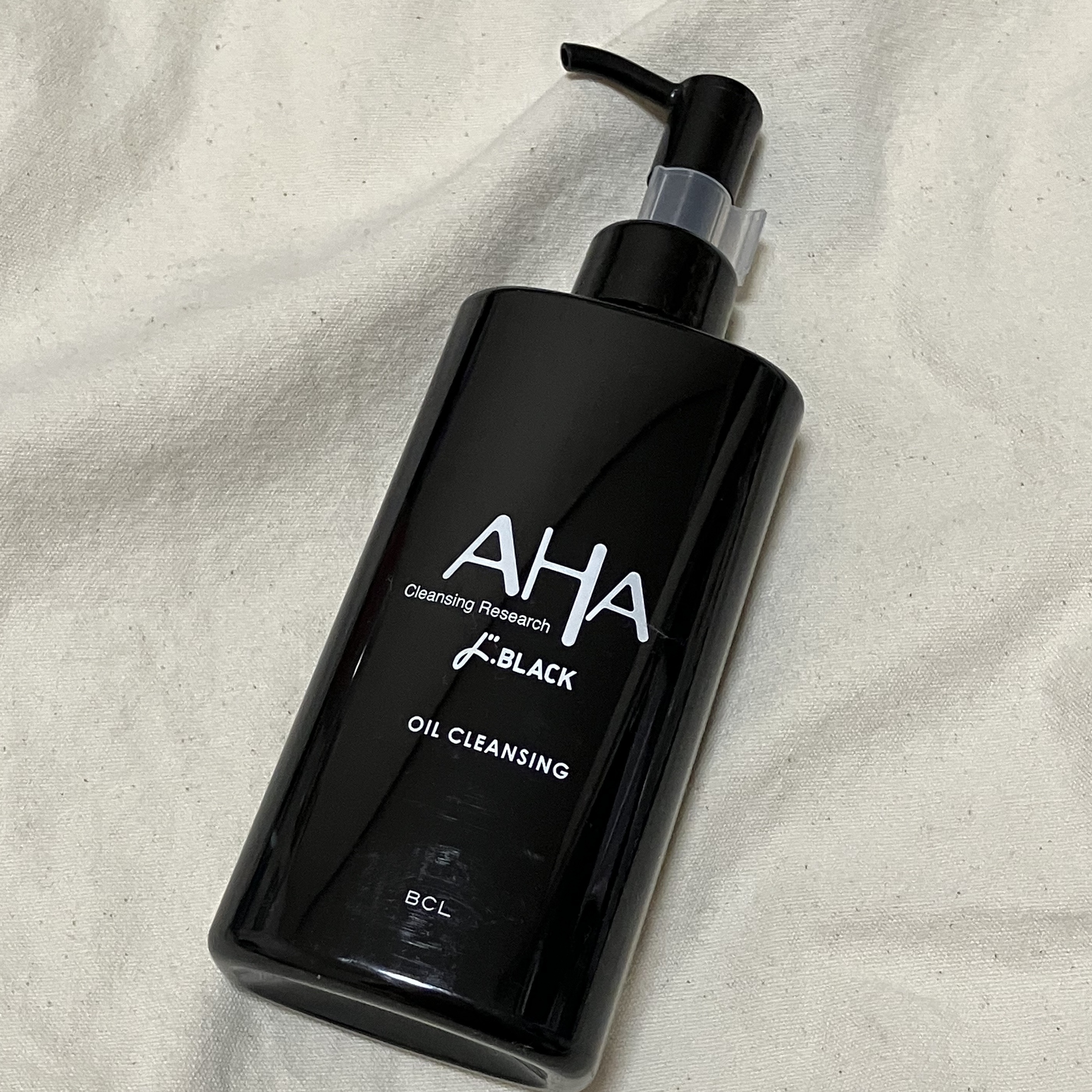 クレンジングリサーチ クレンジングリサーチ　オイルクレンジング  ドBLACK のクチコミ「クレンジングリサーチ
クレンジングリサーチ　オイルクレンジング  ドBLACK

サラッとした.....」（1枚目）