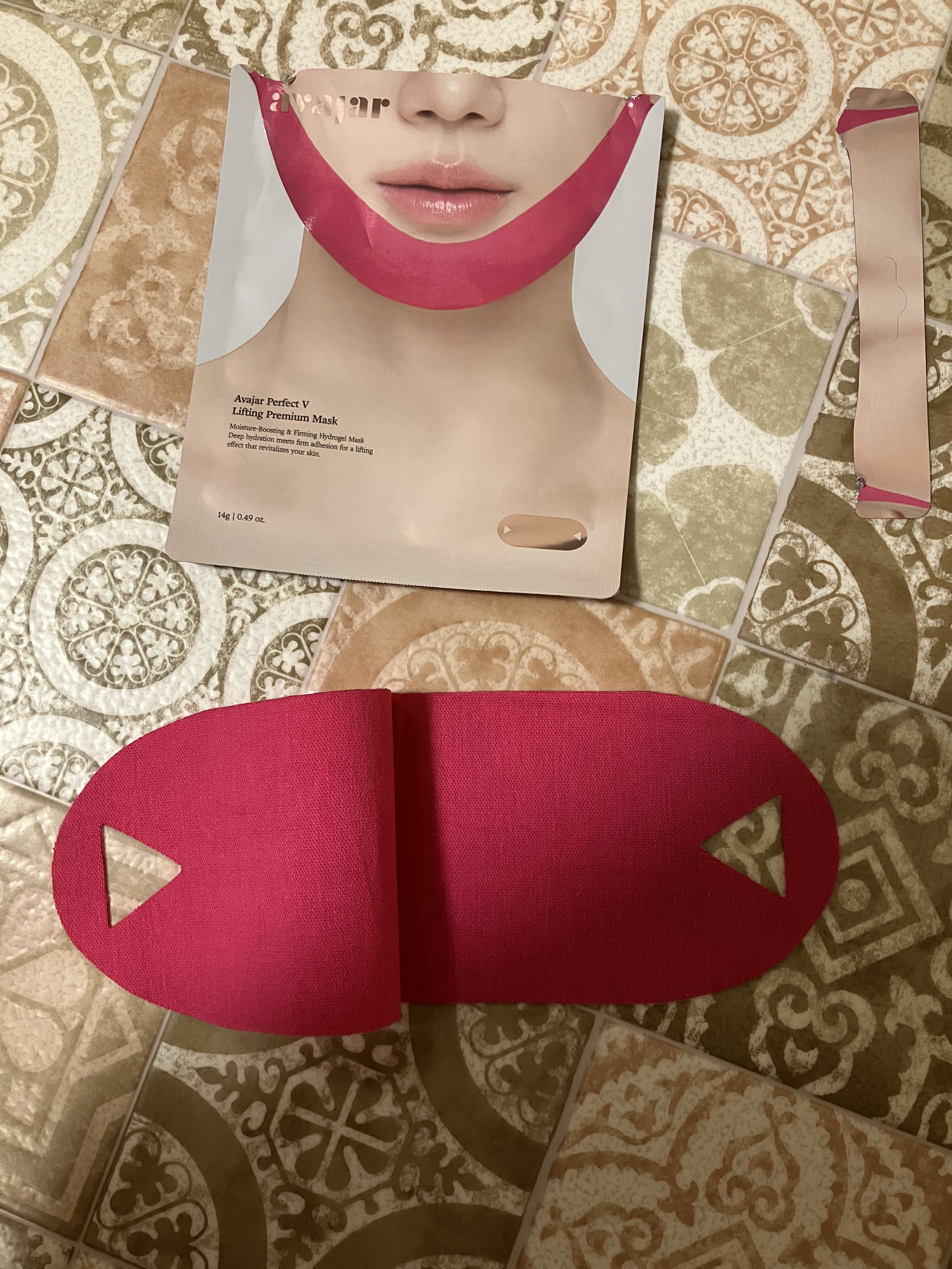 エイバジャル パーフェクトVリフティング プレミアムマスク/avajar/シートマスク・パックを使ったクチコミ（2枚目）