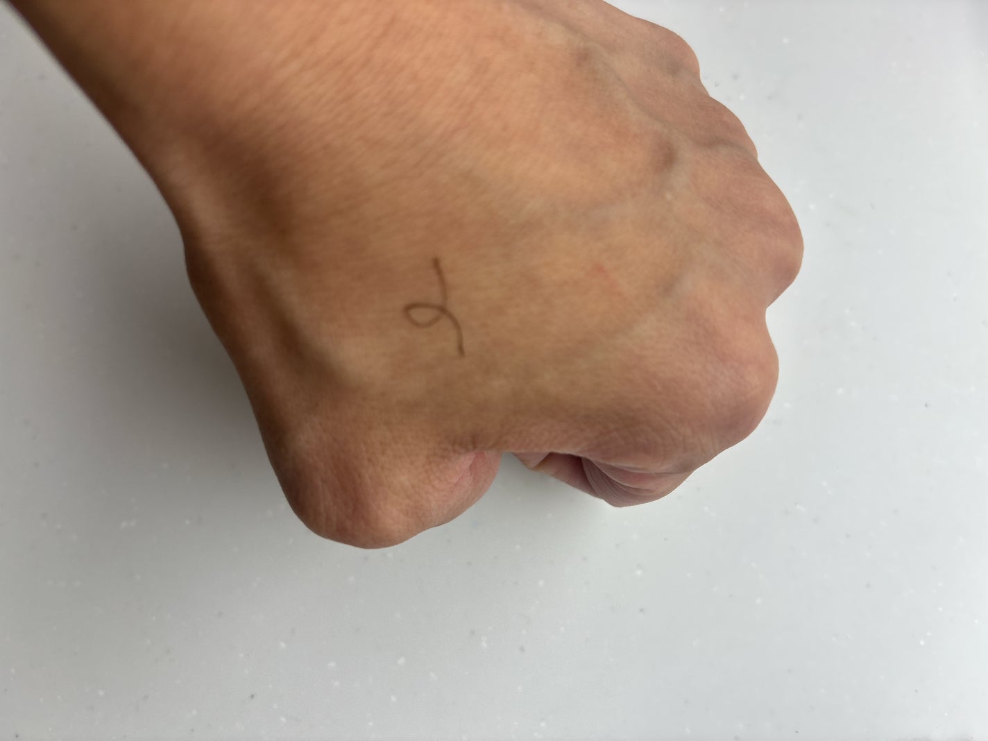 リキッドアイライナーR5 極細筆/ラブ・ライナー/リキッドアイライナーを使ったクチコミ(3枚目)